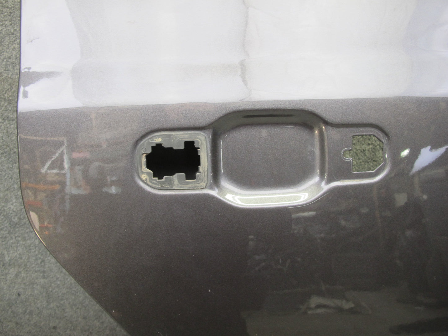 18-26 Jeep Wrangler JL 4-DOOR Rear Right Door Shell Panel Granite Metallic OEM