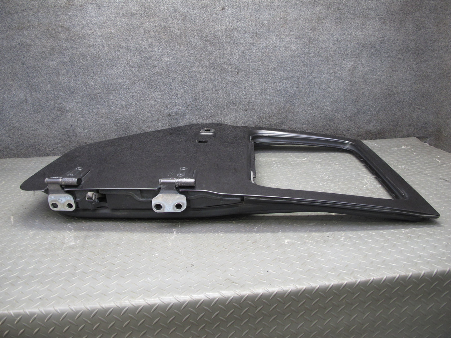 18-26 Jeep Wrangler JL 4-DOOR Rear Right Door Shell Panel Granite Metallic OEM