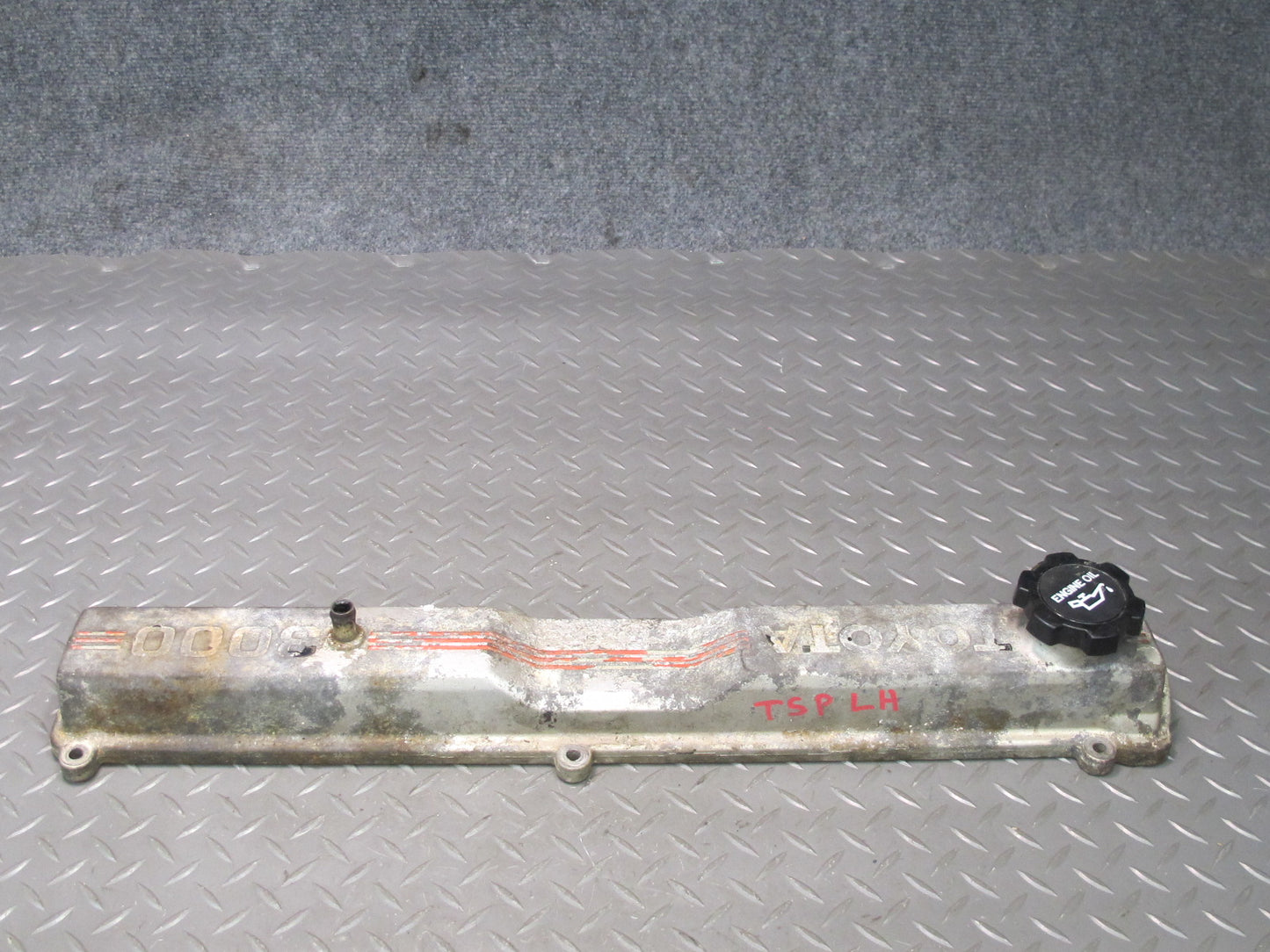 87-92 Toyota Supra MK3 7MGE Set of 2 Left & Right Engine Head Valve Cover OEM