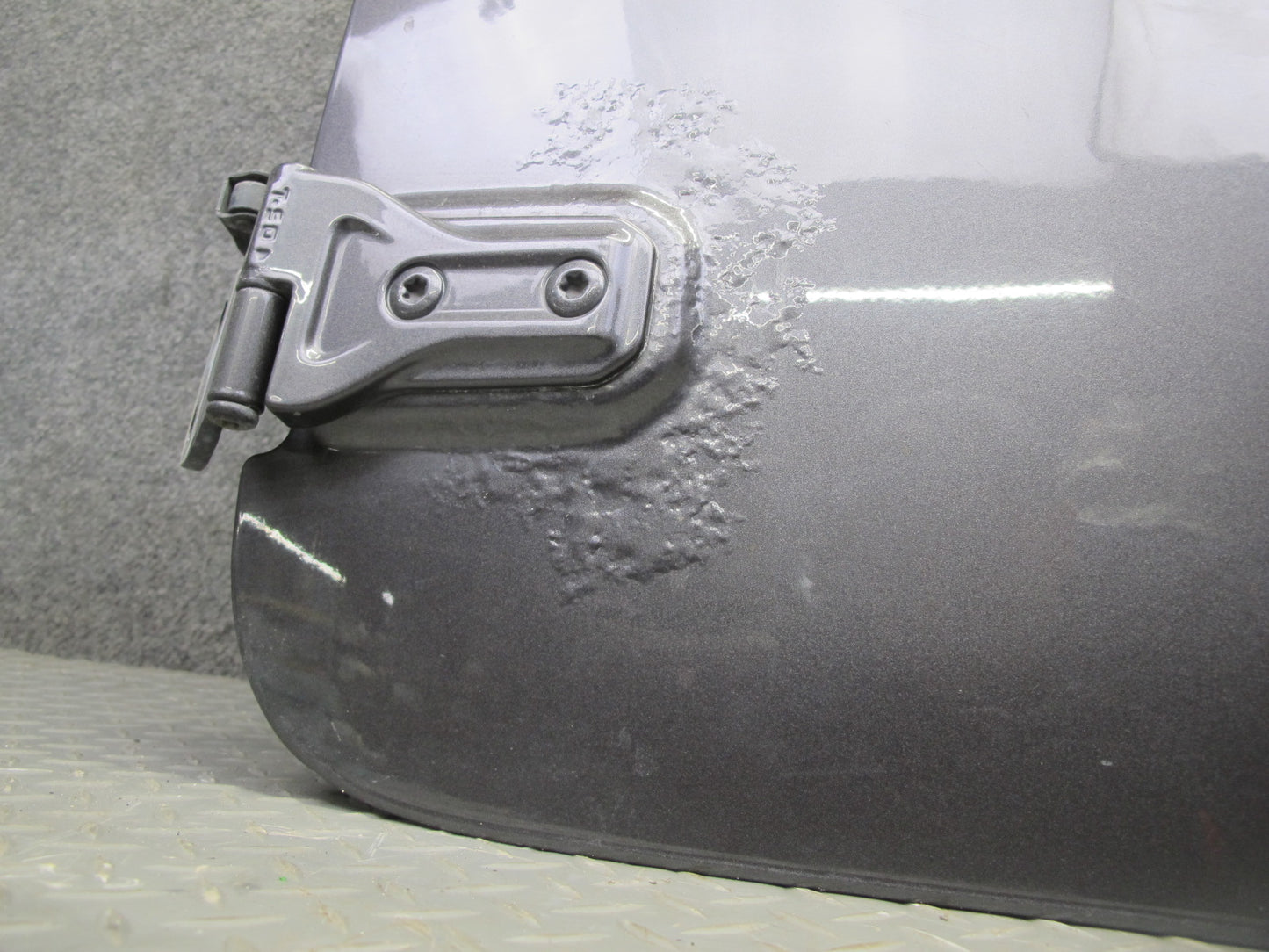 18-26 Jeep Wrangler JL 4-DOOR Front Left Door Shell Panel Granite Metallic OEM