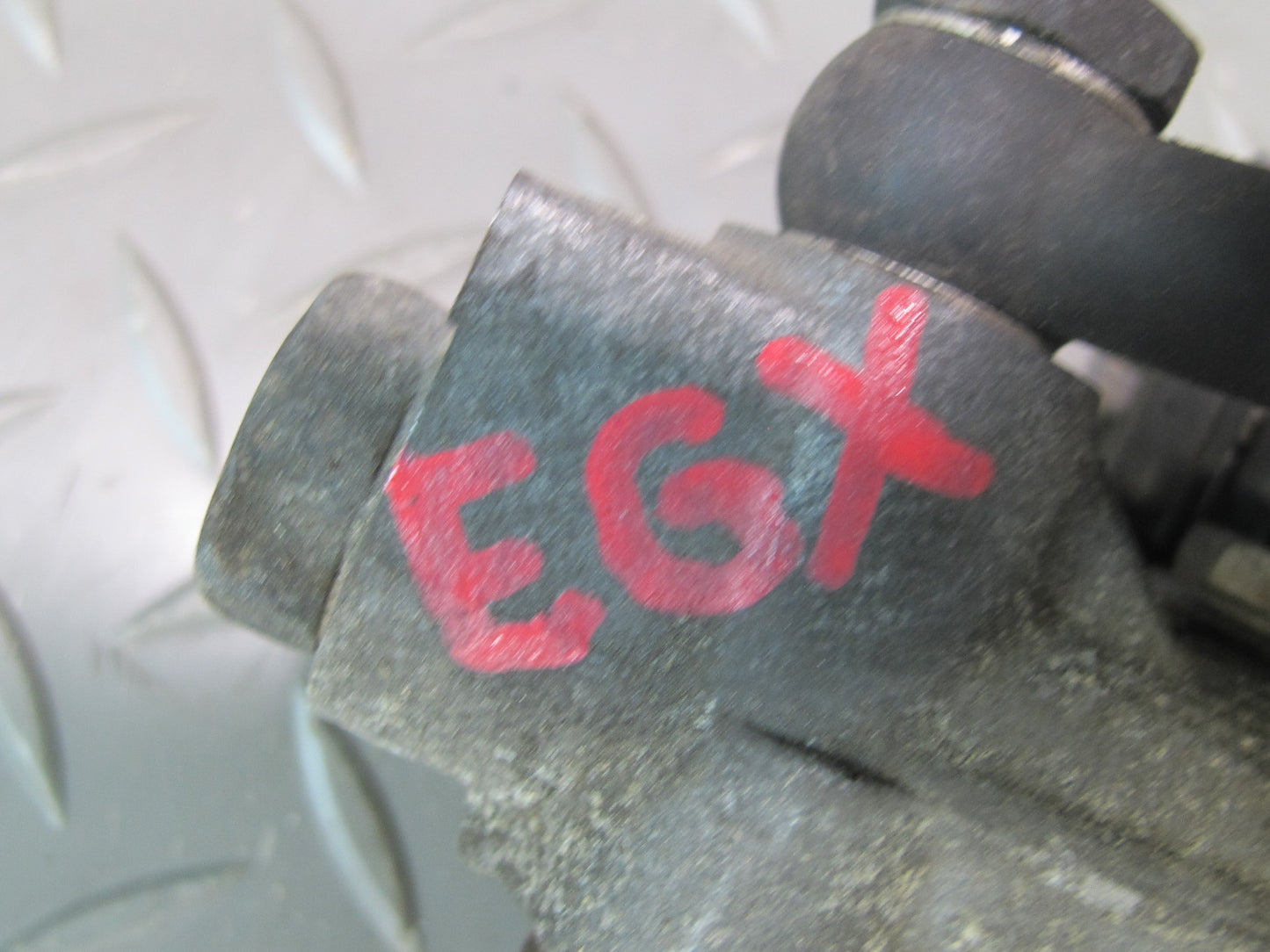 2006-2007 Lexus UZJ120L GX470 2UZFE Fuel Rail Injector Set