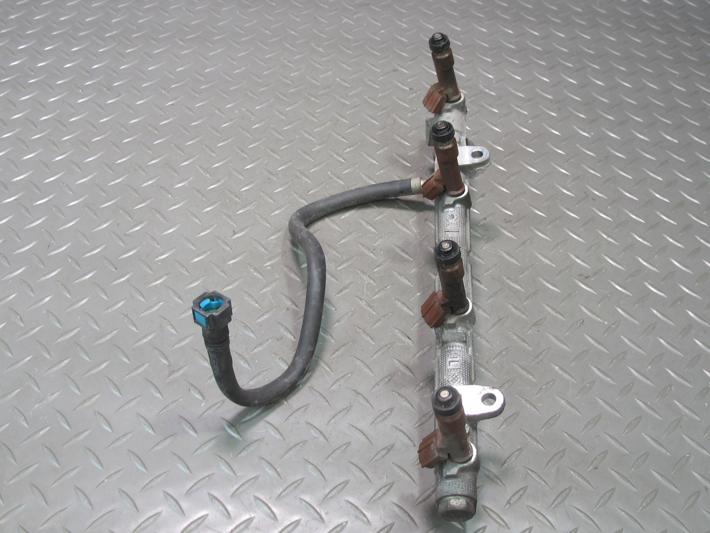 2006-2007 Lexus UZJ120L GX470 2UZFE Fuel Rail Injector Set