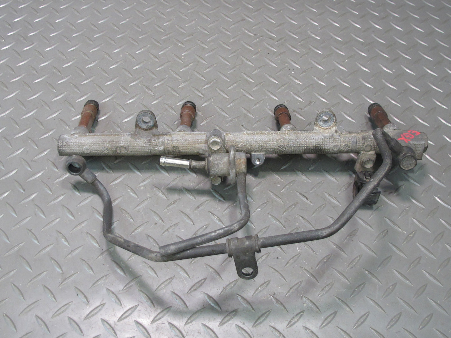 2006-2007 Lexus UZJ120L GX470 2UZFE Fuel Rail Injector Set