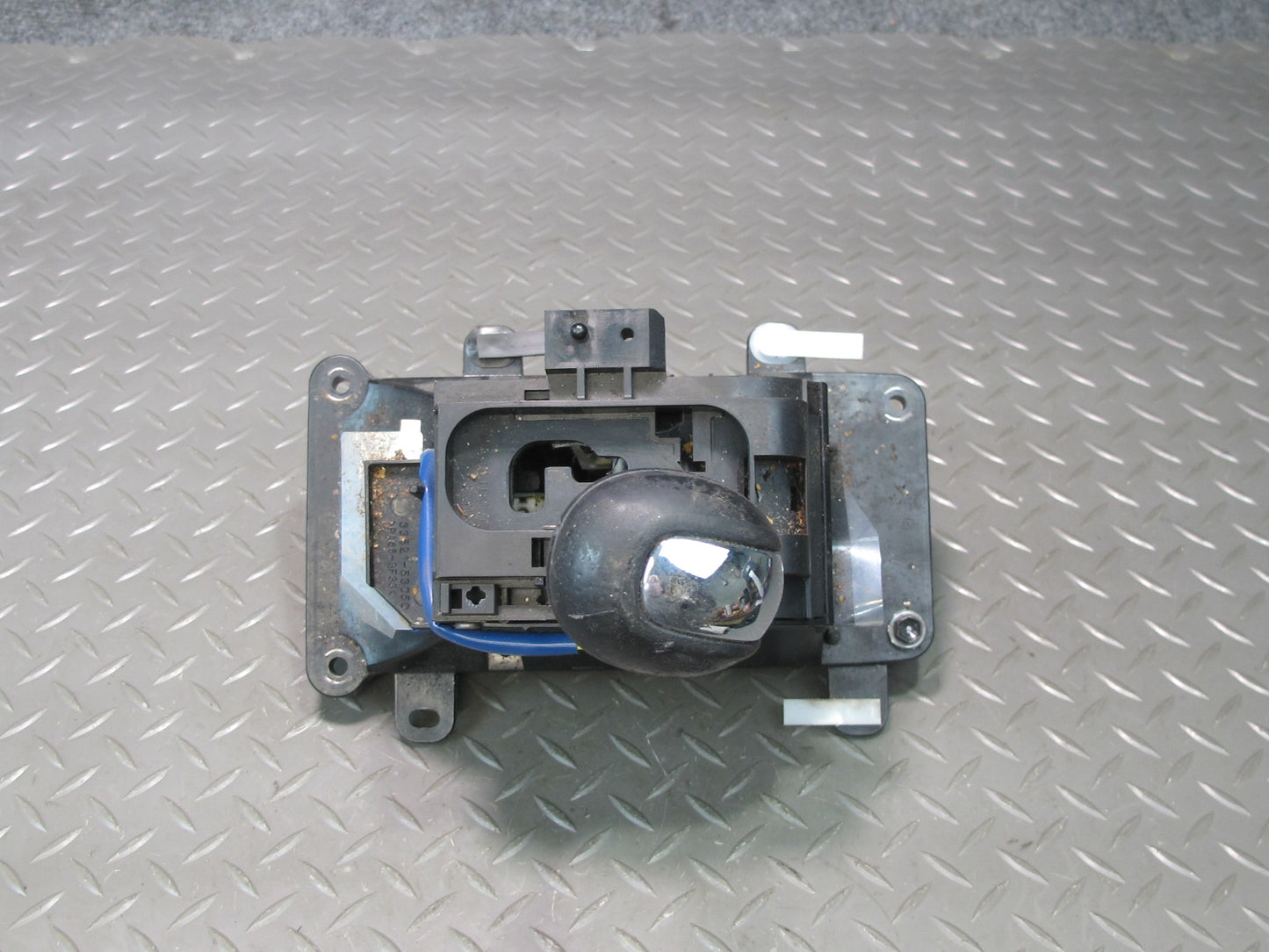 08-14 Lexus USE20L Is-f A/T Automatic Transmission Gear Shifter w Knob Assy OEM