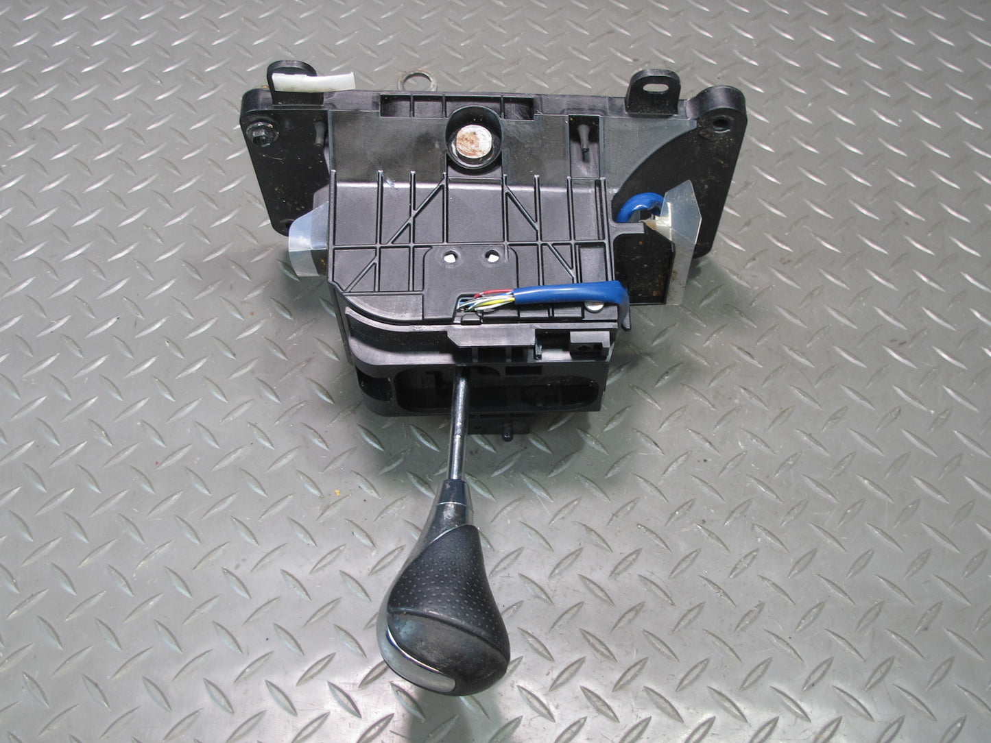 08-14 Lexus USE20L Is-f A/T Automatic Transmission Gear Shifter w Knob Assy OEM