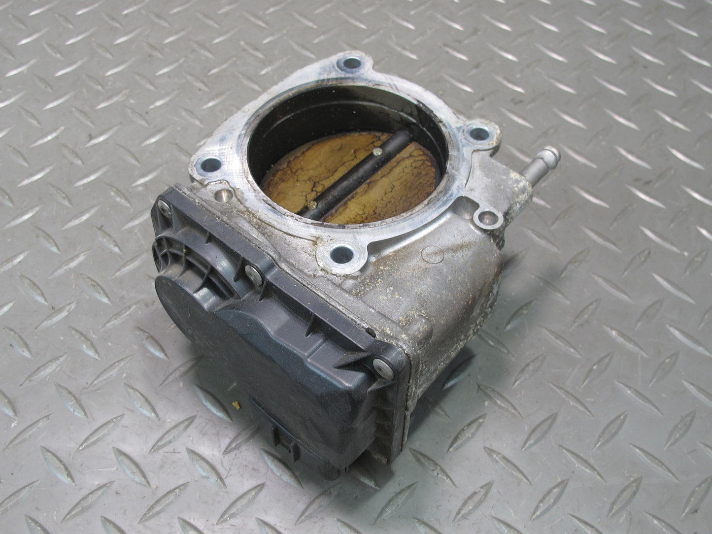 2006-2009 Lexus UZJ120L GX470 4.7L Engine Air Intake Throttle Body Assembly