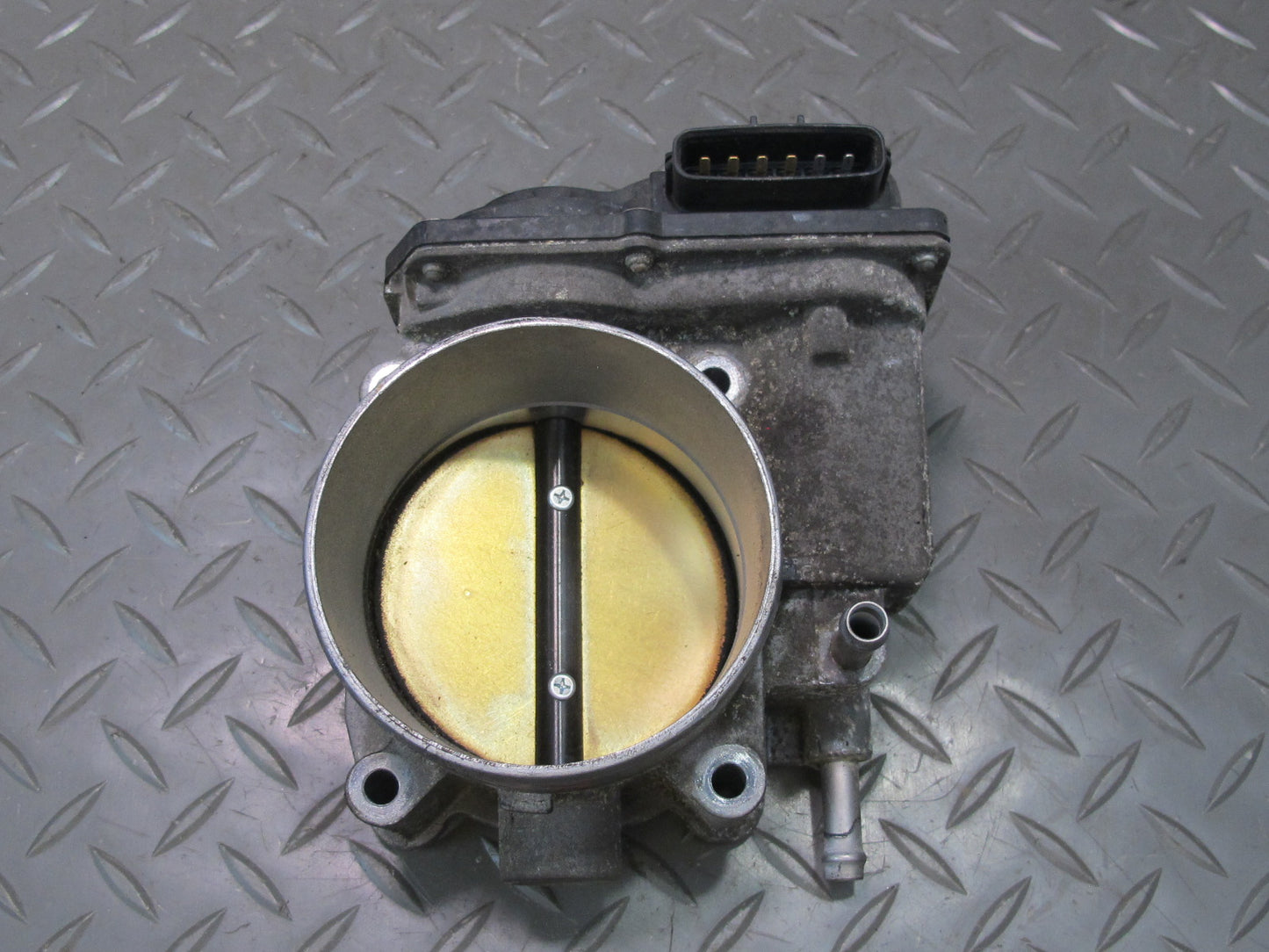 2006-2009 Lexus UZJ120L GX470 4.7L Engine Air Intake Throttle Body Assembly