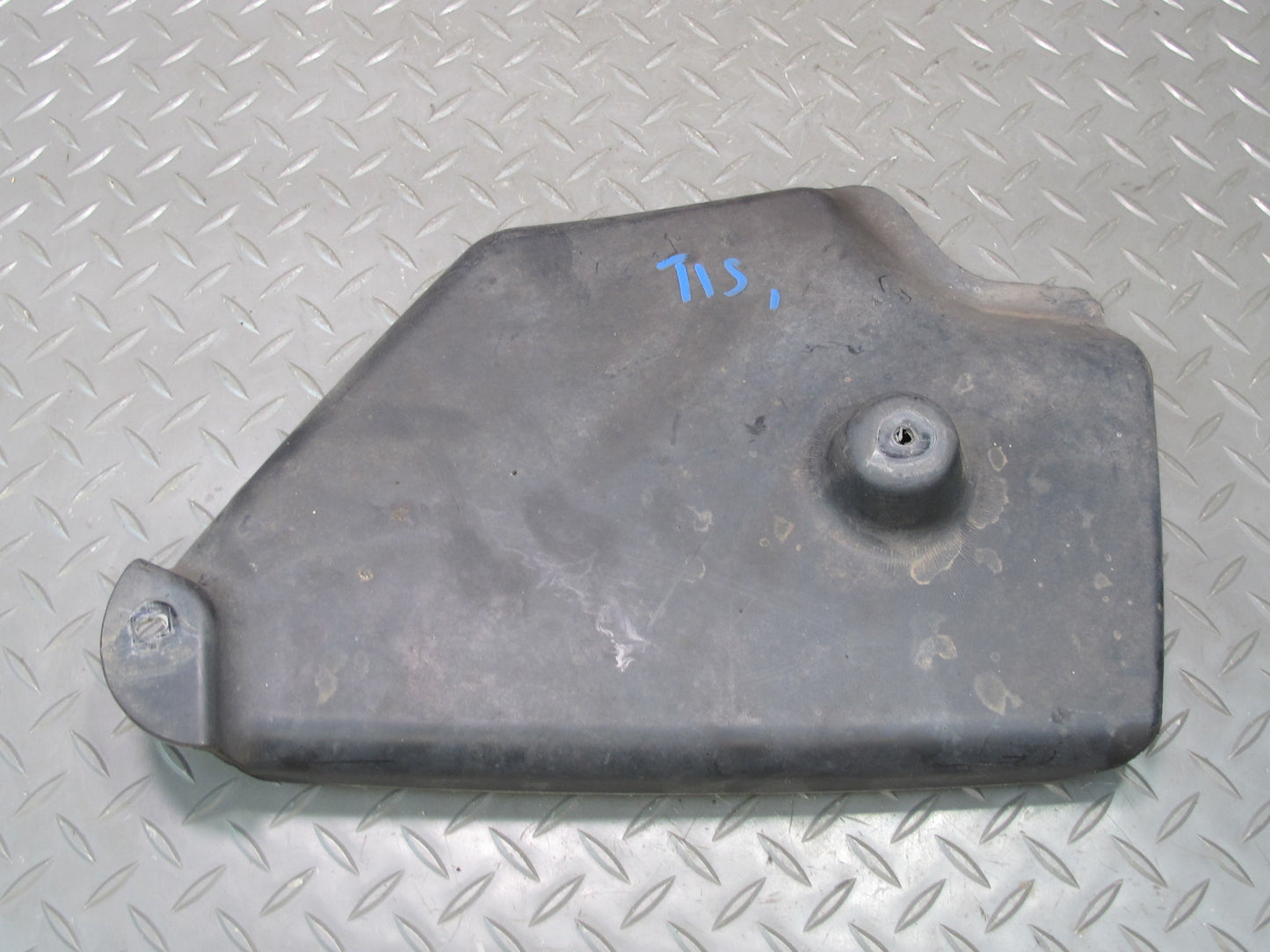 08-09 Lexus USE20L Is-f RWD Set of 2 Rear Left & Right Differential Shield OEM