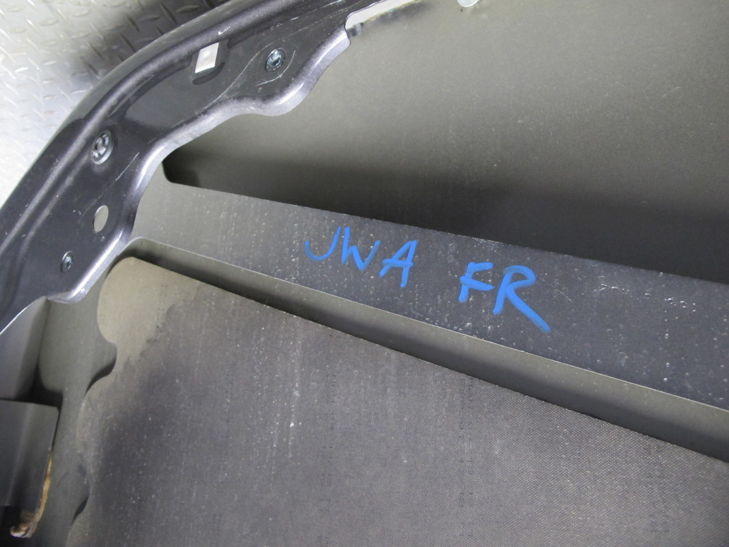 18-26 Jeep Wrangler JL 4-DOOR Front Right Door Shell Panel Granite Metallic OEM