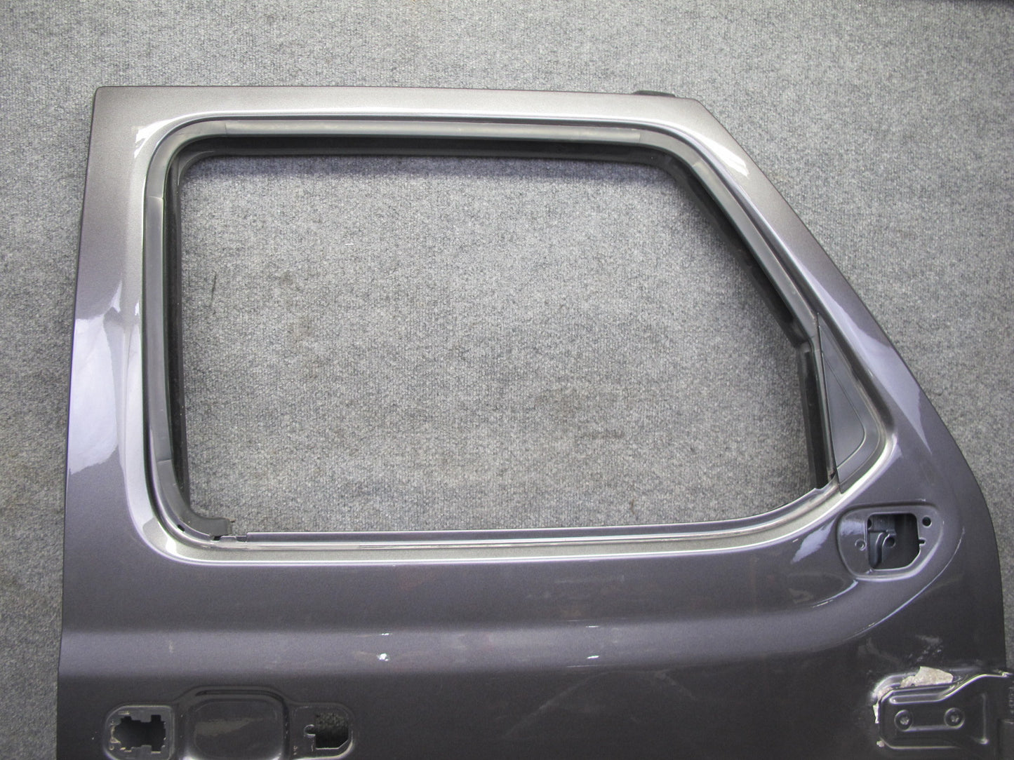 18-26 Jeep Wrangler JL 4-DOOR Front Right Door Shell Panel Granite Metallic OEM
