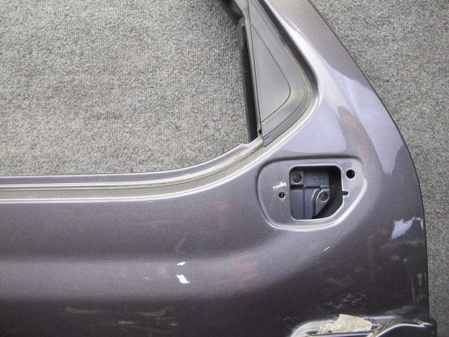 18-26 Jeep Wrangler JL 4-DOOR Front Right Door Shell Panel Granite Metallic OEM