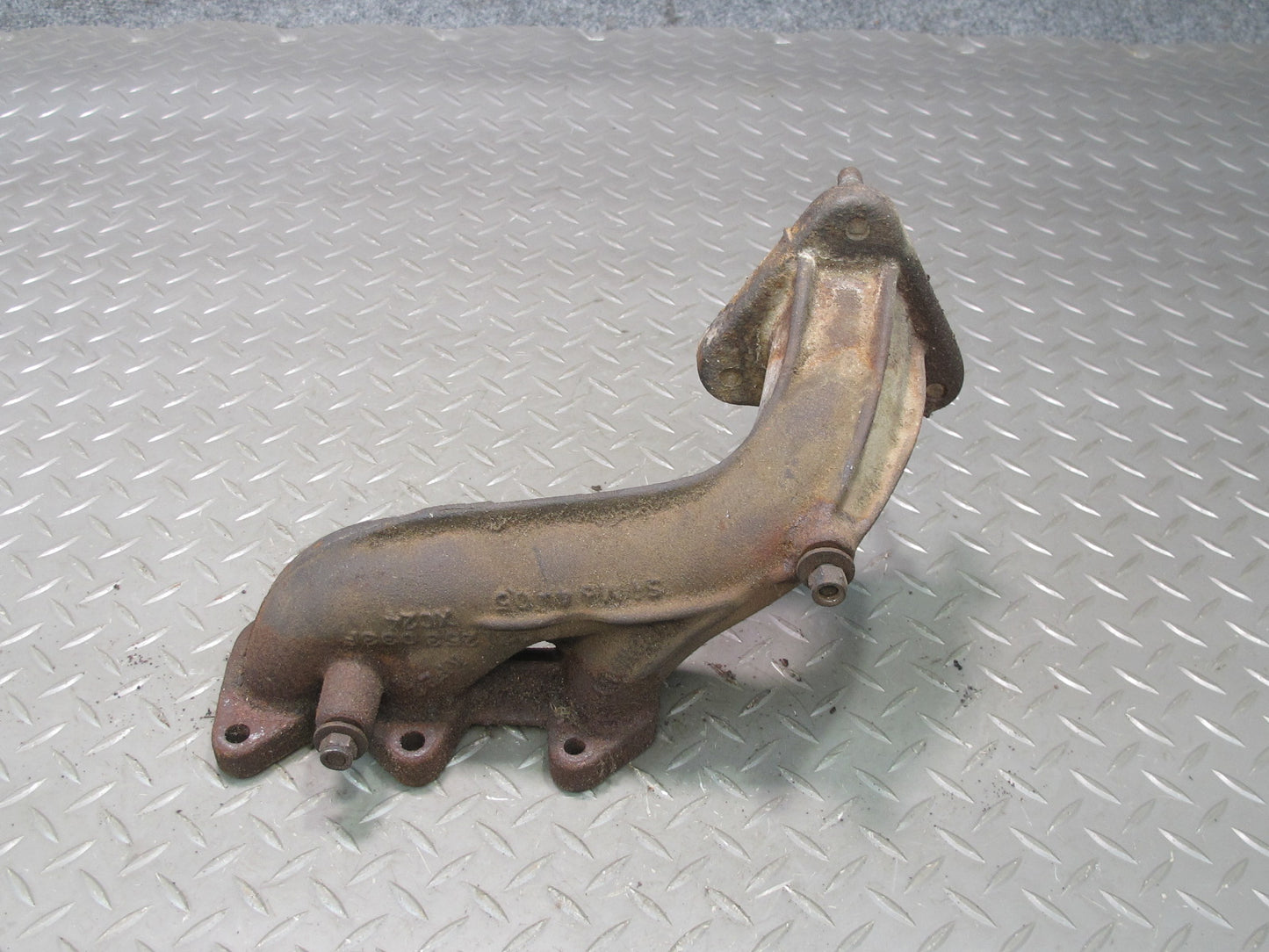 99-00 VW Eurovan T4 2.8L AES Set of 2 Engine Exhaust Manifold OEM