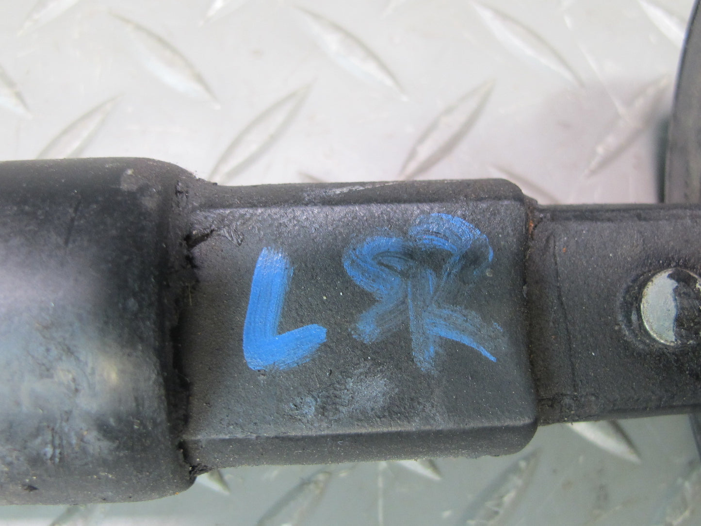 1998 Lexus UCF20L LS400 Steering Column Intermediate Linkage U Joint Shaft OEM