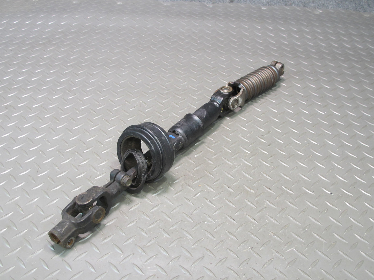 1998 Lexus UCF20L LS400 Steering Column Intermediate Linkage U Joint Shaft OEM