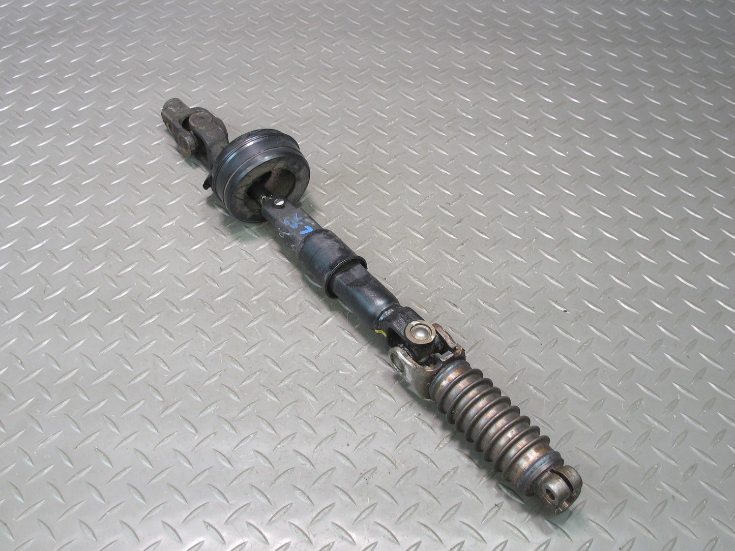 1998 Lexus UCF20L LS400 Steering Column Intermediate Linkage U Joint Shaft OEM