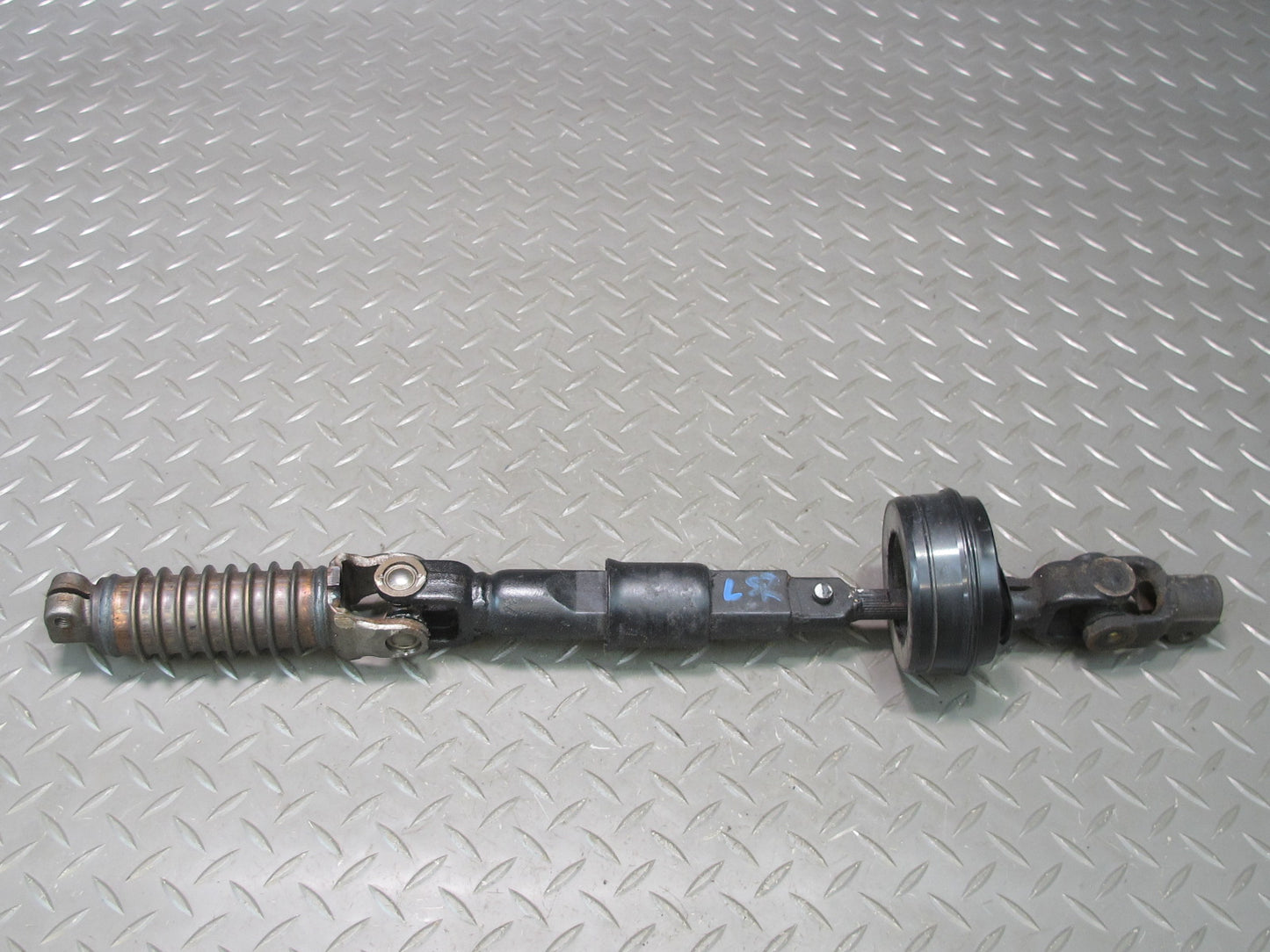 1998 Lexus UCF20L LS400 Steering Column Intermediate Linkage U Joint Shaft OEM