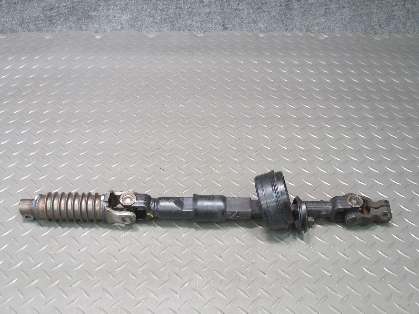 1998 Lexus UCF20L LS400 Steering Column Intermediate Linkage U Joint Shaft OEM