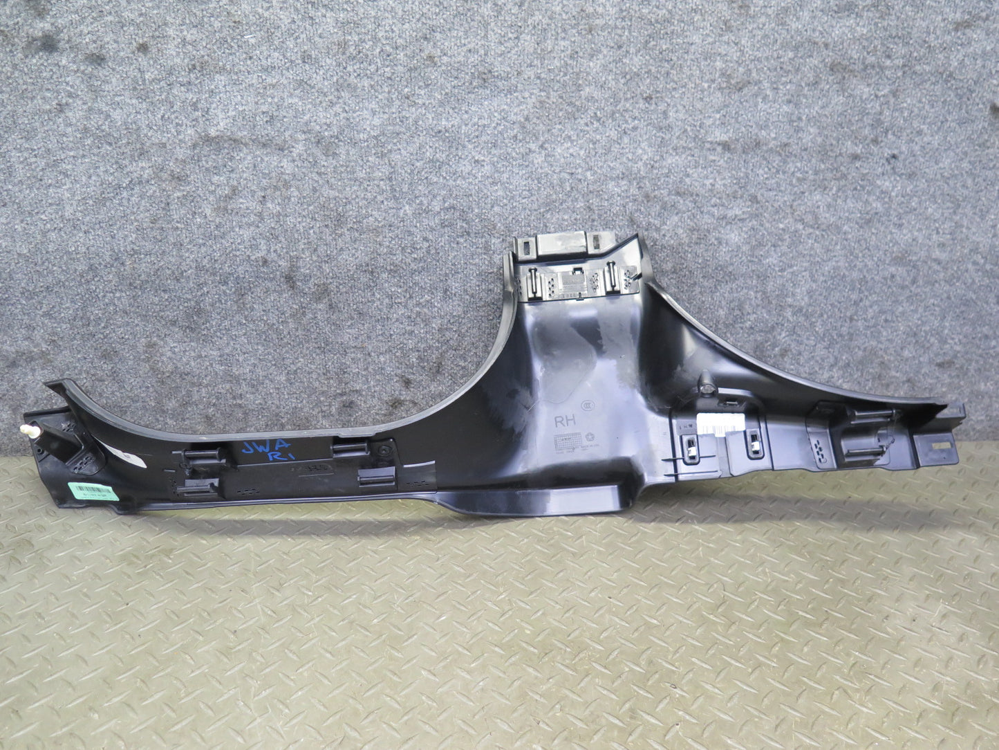 18-20 Jeep Wrangler JL 4-DOOR Set of 2 Interior B Pillar Lower Trim Panel OEM