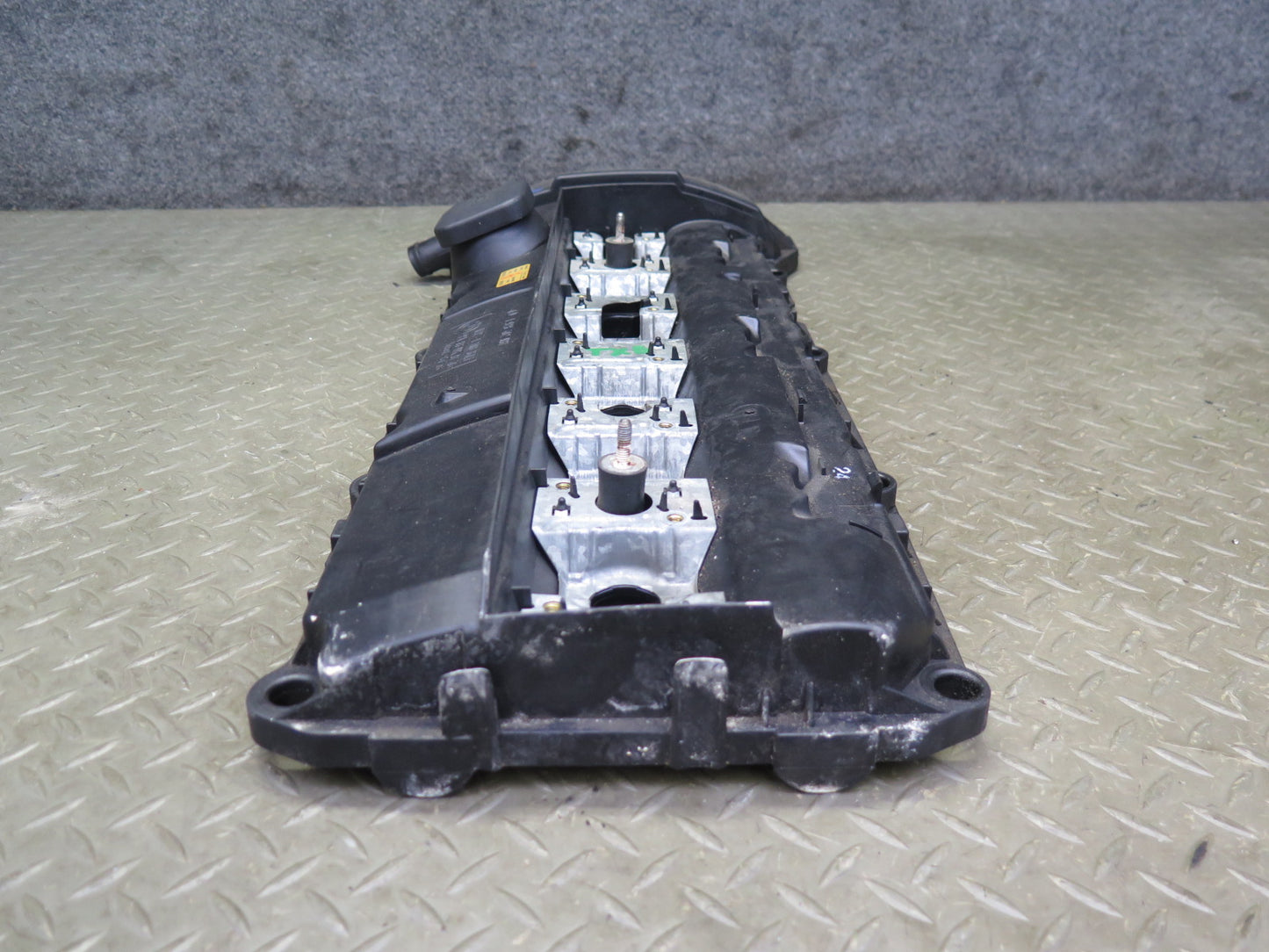 96-99 BMW E36 328iC M52 Engine Cylinder Head Valve Cover 1703341 OEM