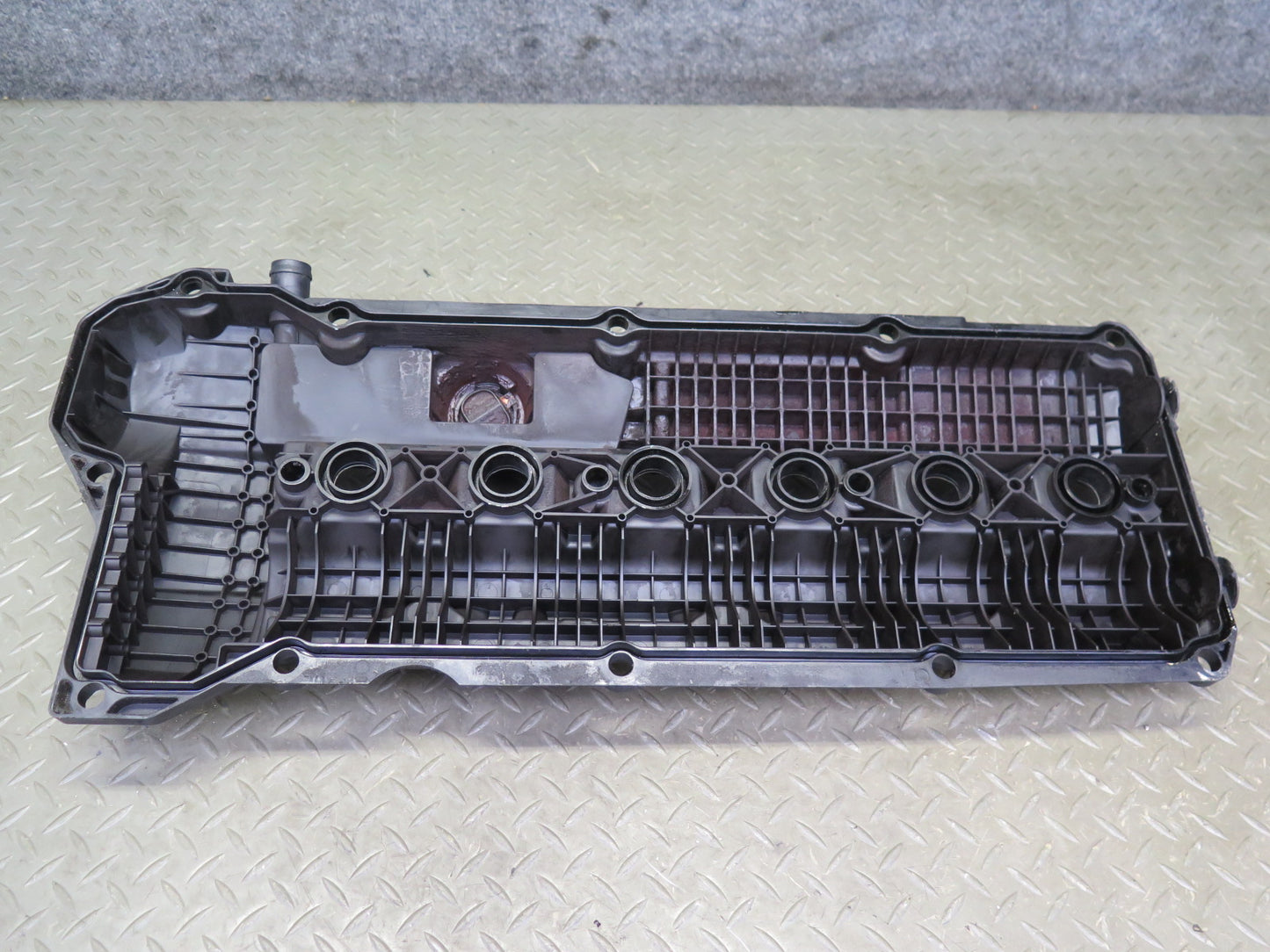 96-99 BMW E36 328iC M52 Engine Cylinder Head Valve Cover 1703341 OEM