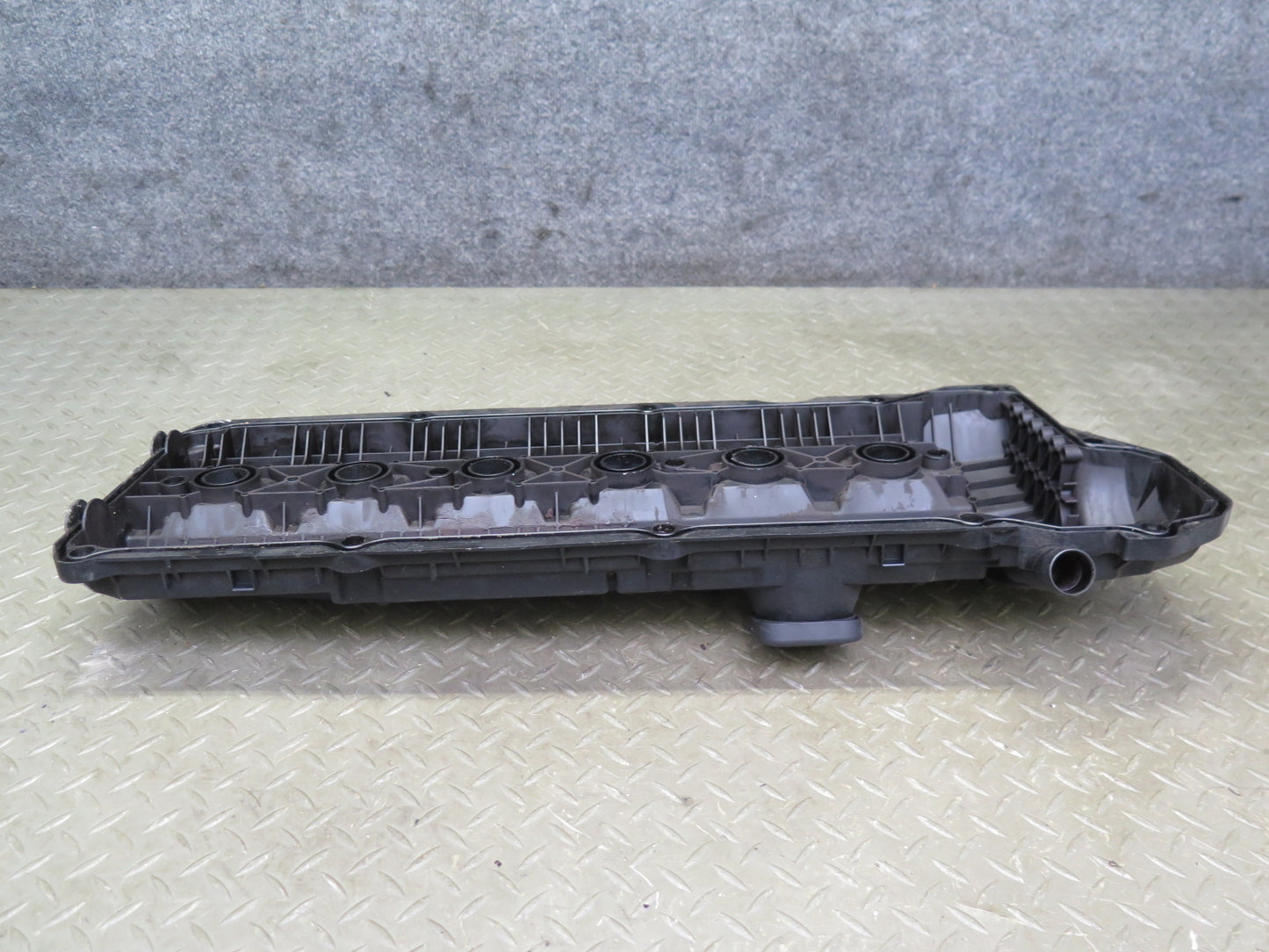 96-99 BMW E36 328iC M52 Engine Cylinder Head Valve Cover 1703341 OEM
