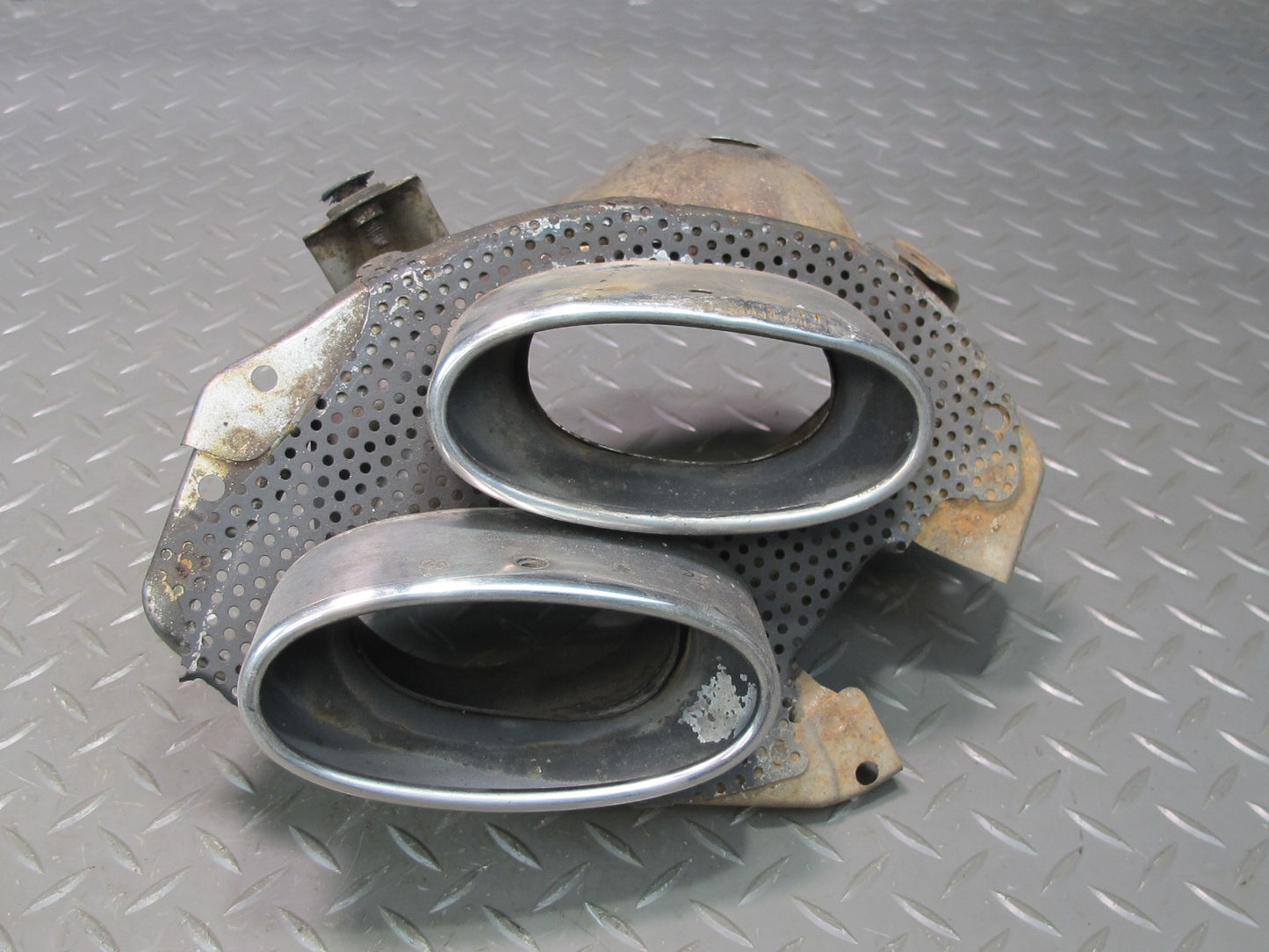 08-14 Lexus USE20L Is-f Set of 2 Rear Left & Right Dual Exhaust Tip OEM