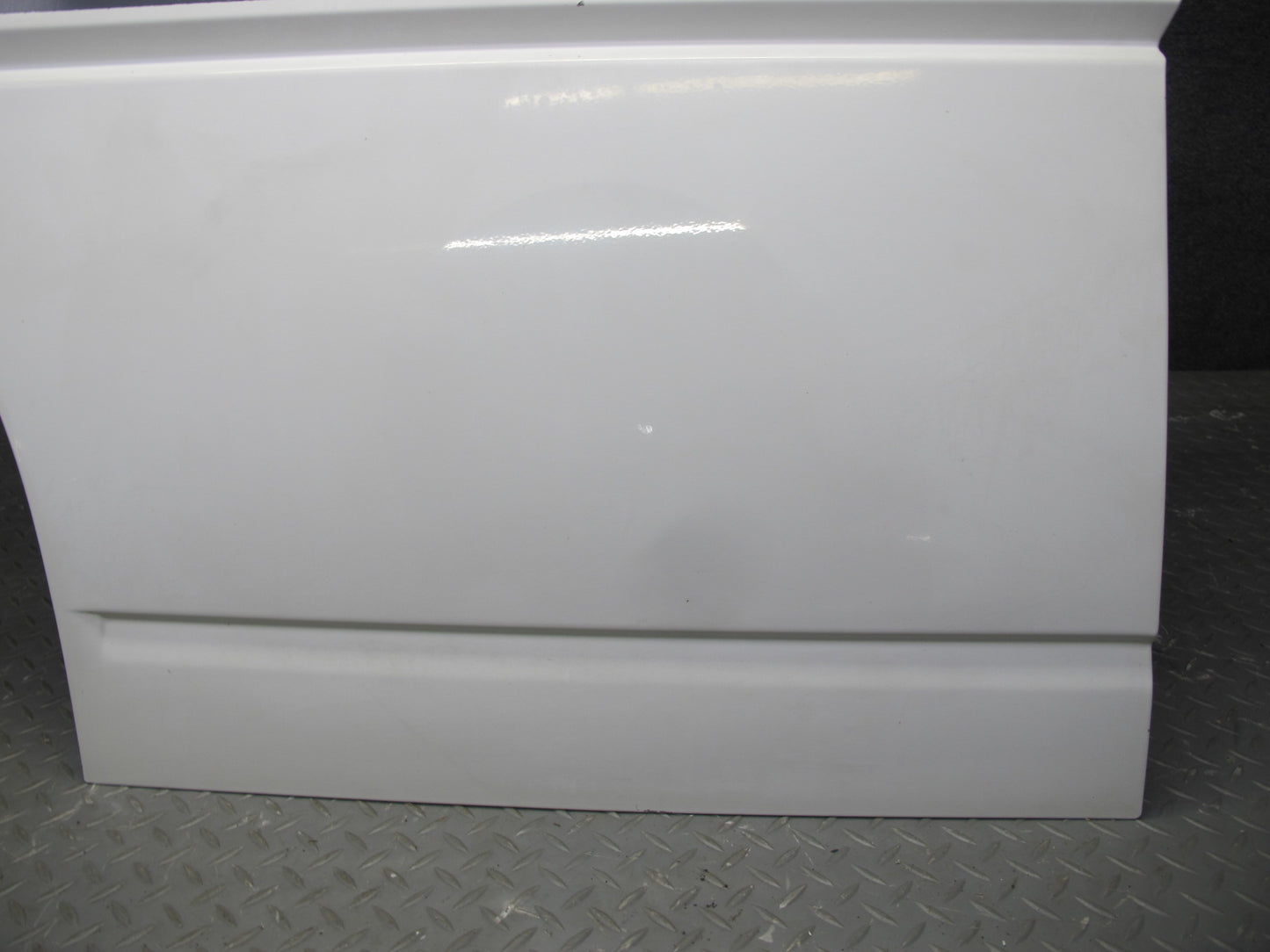 02-03 VW Eurovan T4 Winnebago Vista Front Left Door Shell Panel Arctic White OEM