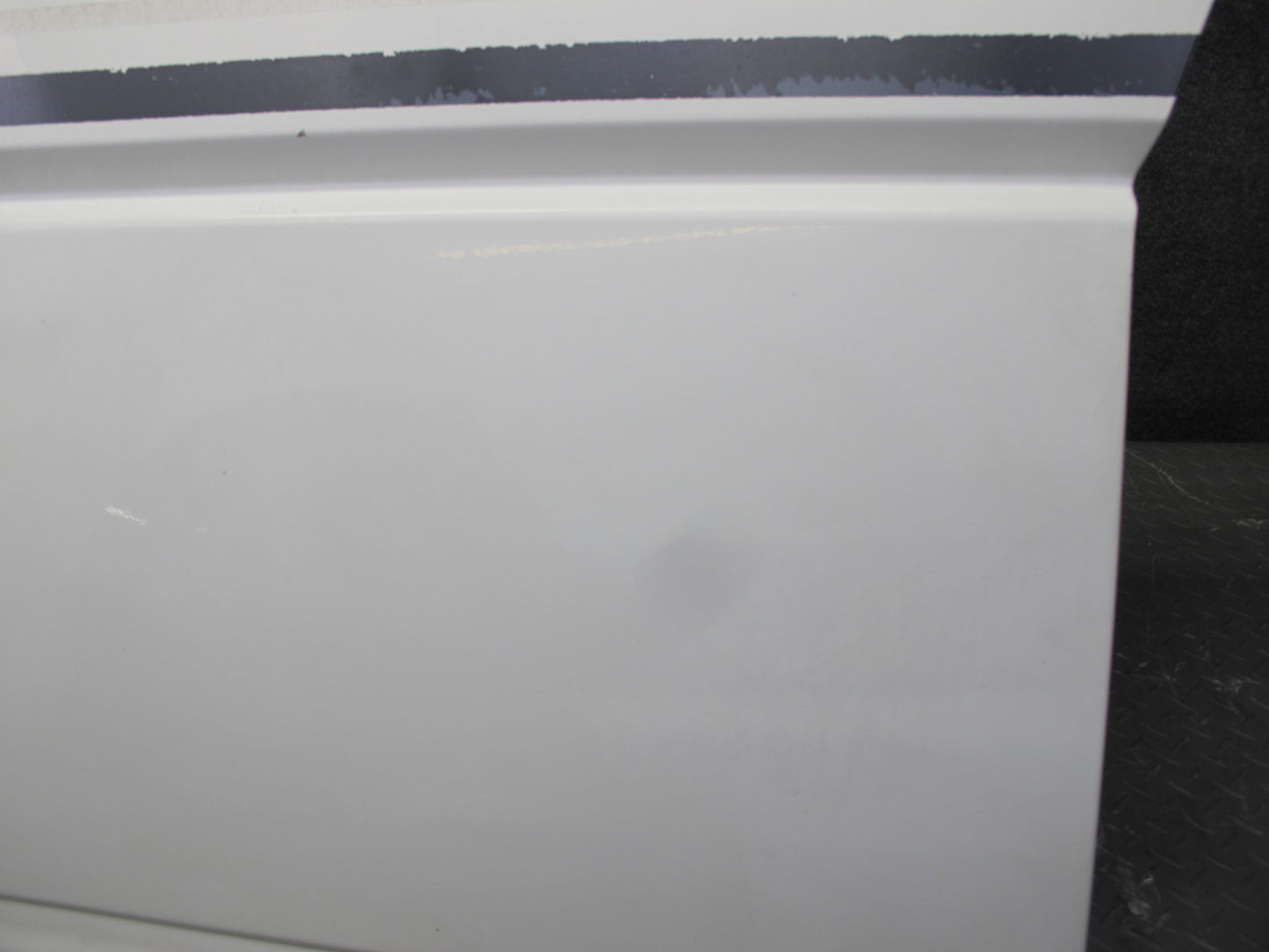02-03 VW Eurovan T4 Winnebago Vista Front Left Door Shell Panel Arctic White OEM