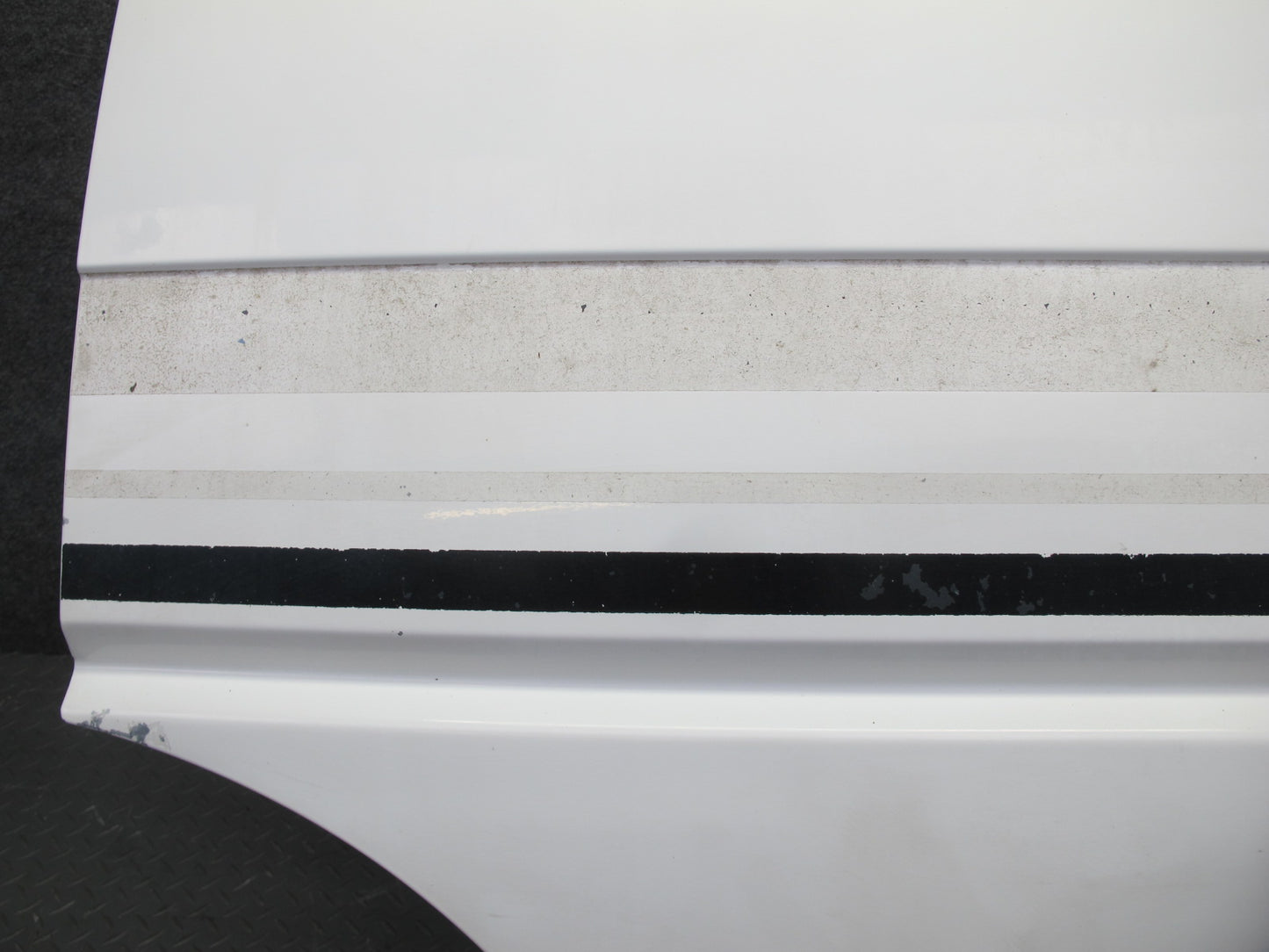 02-03 VW Eurovan T4 Winnebago Vista Front Left Door Shell Panel Arctic White OEM