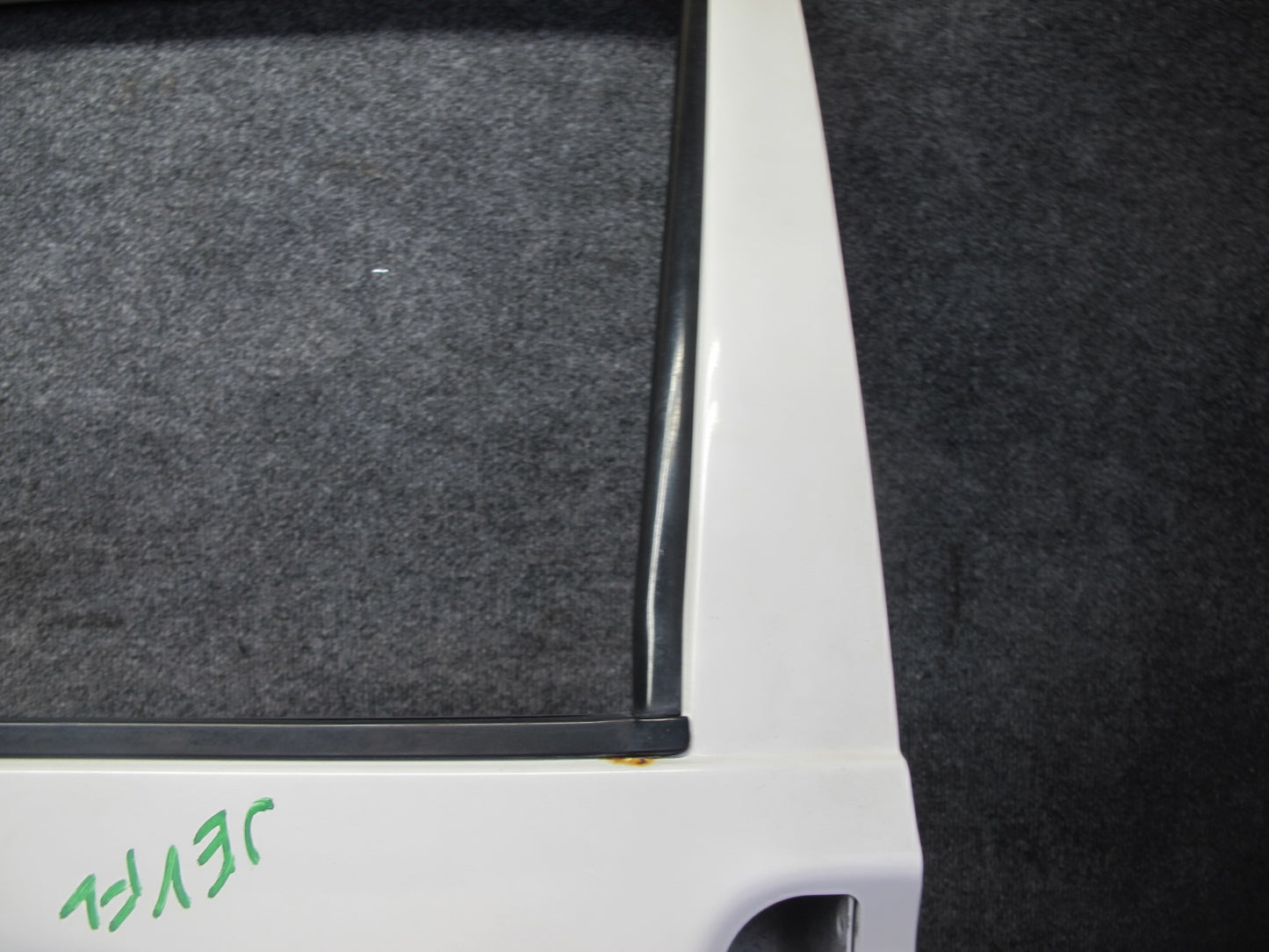 02-03 VW Eurovan T4 Winnebago Vista Front Left Door Shell Panel Arctic White OEM