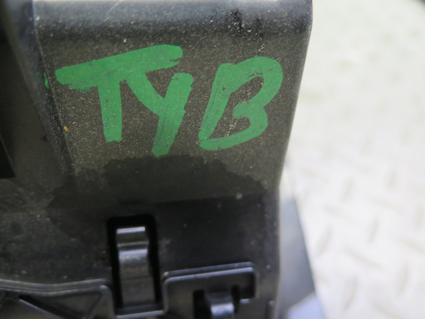 07-13 BMW E93 335i Convertible Dash Glove Box Storage Compartment Storage OEM