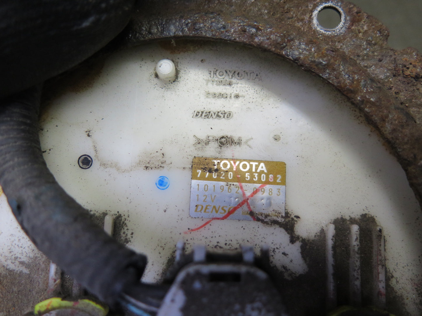 06-13 Lexus IS350 IS250 Fuel Pump Level Sensor Sending Unit Set OEM