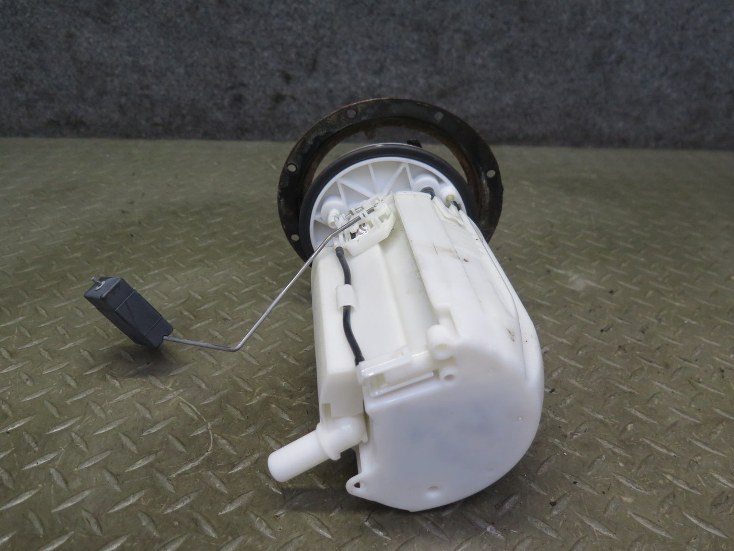 06-13 Lexus IS350 IS250 Fuel Pump Level Sensor Sending Unit Set OEM