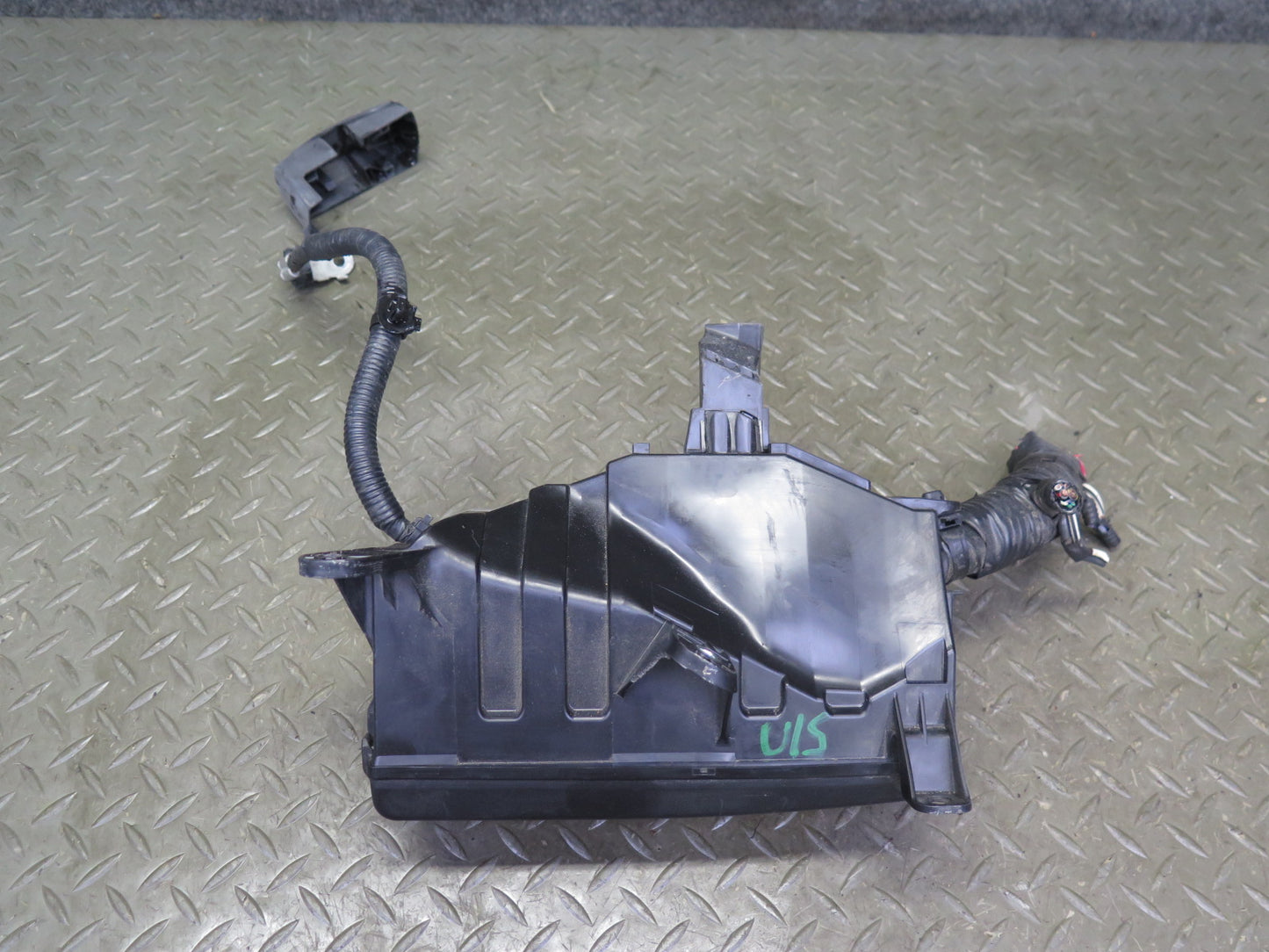10-13 Lexus IS250 Convertible Power Distribution Fuse Box w Battery Cable OEM