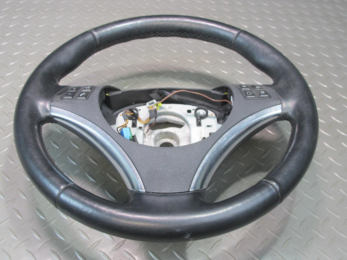 07-13 BMW E90 E92 E93 335i Leather Sport Steering w Controls OEM