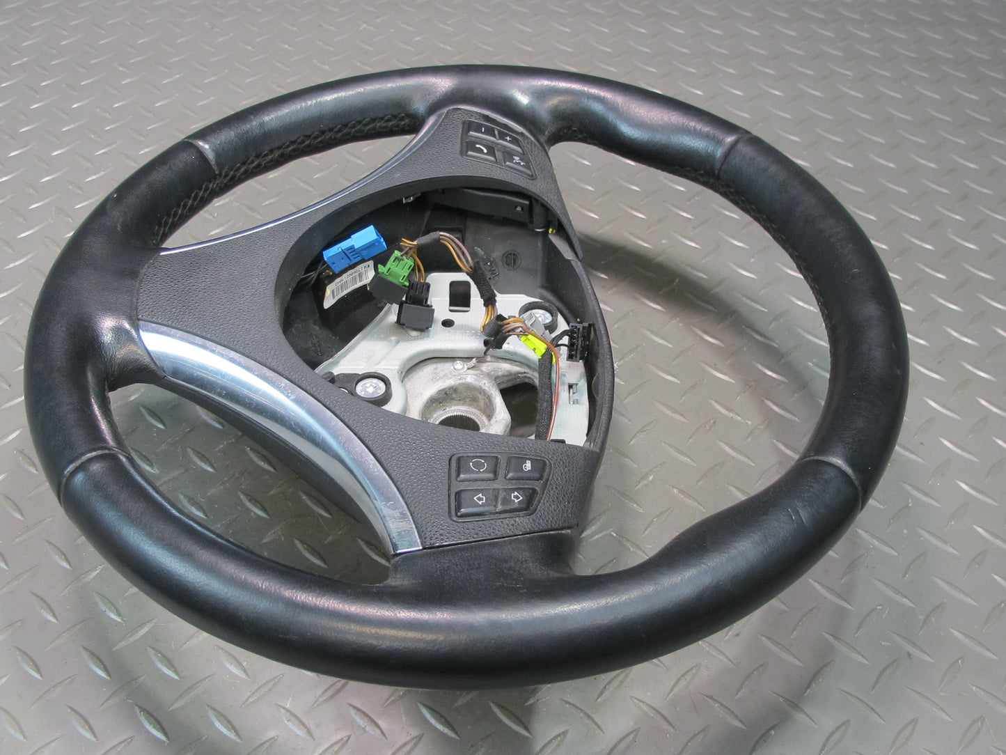 07-13 BMW E90 E92 E93 335i Leather Sport Steering w Controls OEM