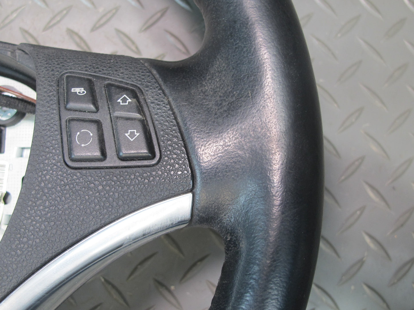 07-13 BMW E90 E92 E93 335i Leather Sport Steering w Controls OEM