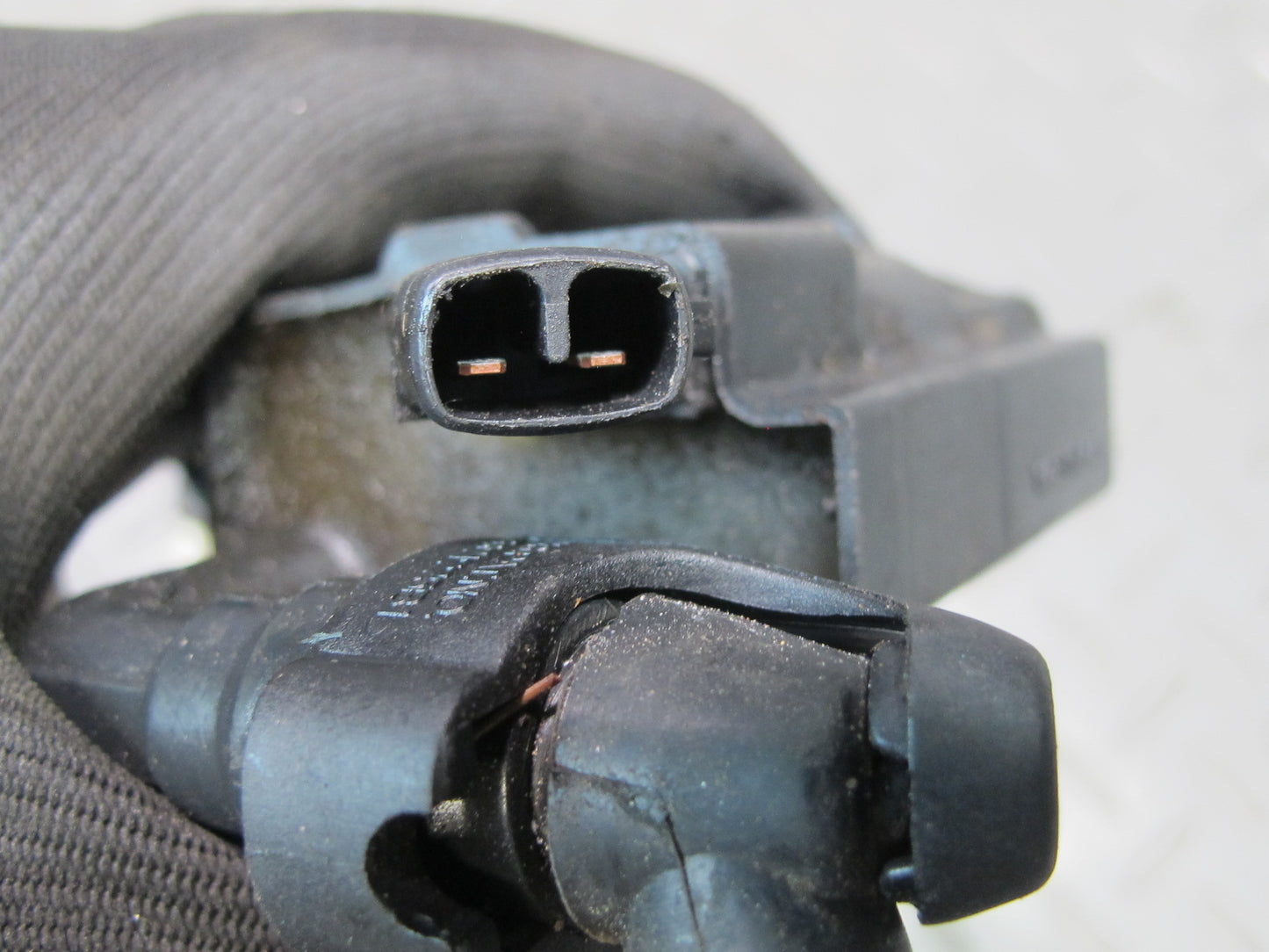 98-05 Lexus IS300 GS300 SC300 2JZGE Set of 3 Engine Ignition Coil w Cable OEM