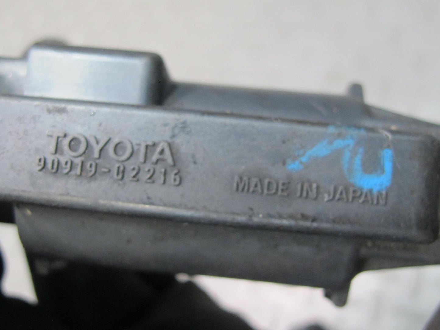 98-05 Lexus IS300 GS300 SC300 2JZGE Set of 3 Engine Ignition Coil w Cable OEM