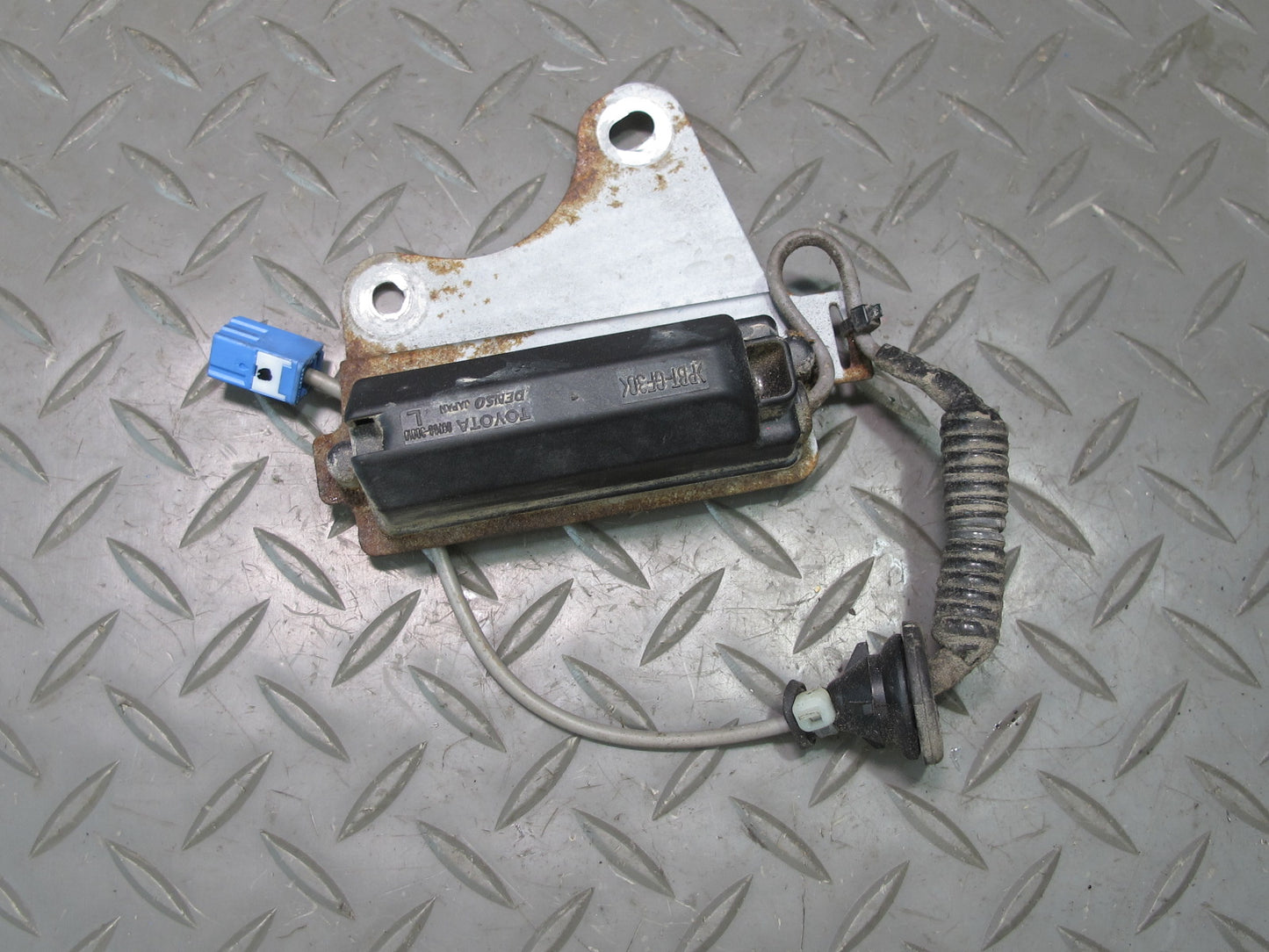 08-14 Lexus USE20L Is-f Front & Rear Tire Pressure Tmps Antenna Module Set OEM