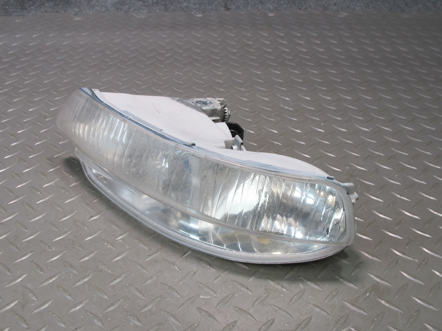 04-06 Lexus UCF30L LS430 Front Left Fog Light Lamp OEM