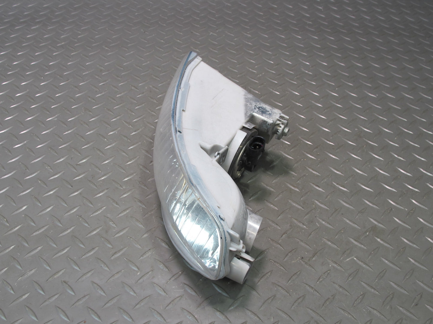 04-06 Lexus UCF30L LS430 Front Left Fog Light Lamp OEM