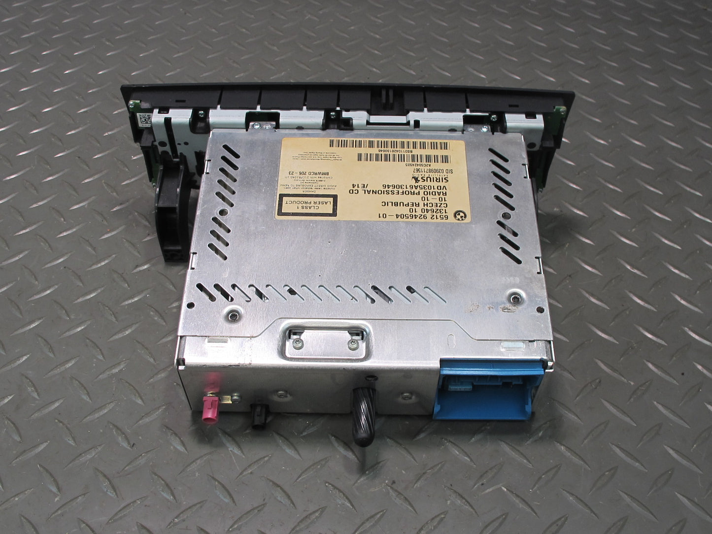 11-13 BMW E90 E92 E93 335i Radio CD Player Receiver 9246504 OEM