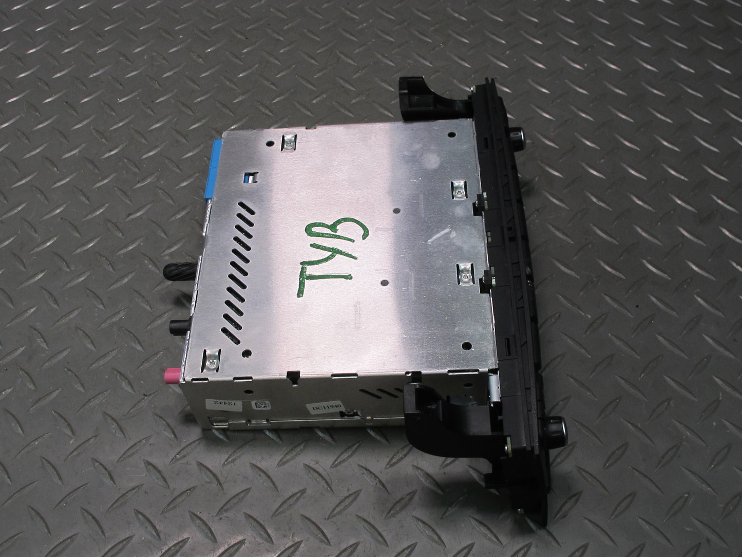 11-13 BMW E90 E92 E93 335i Radio CD Player Receiver 9246504 OEM