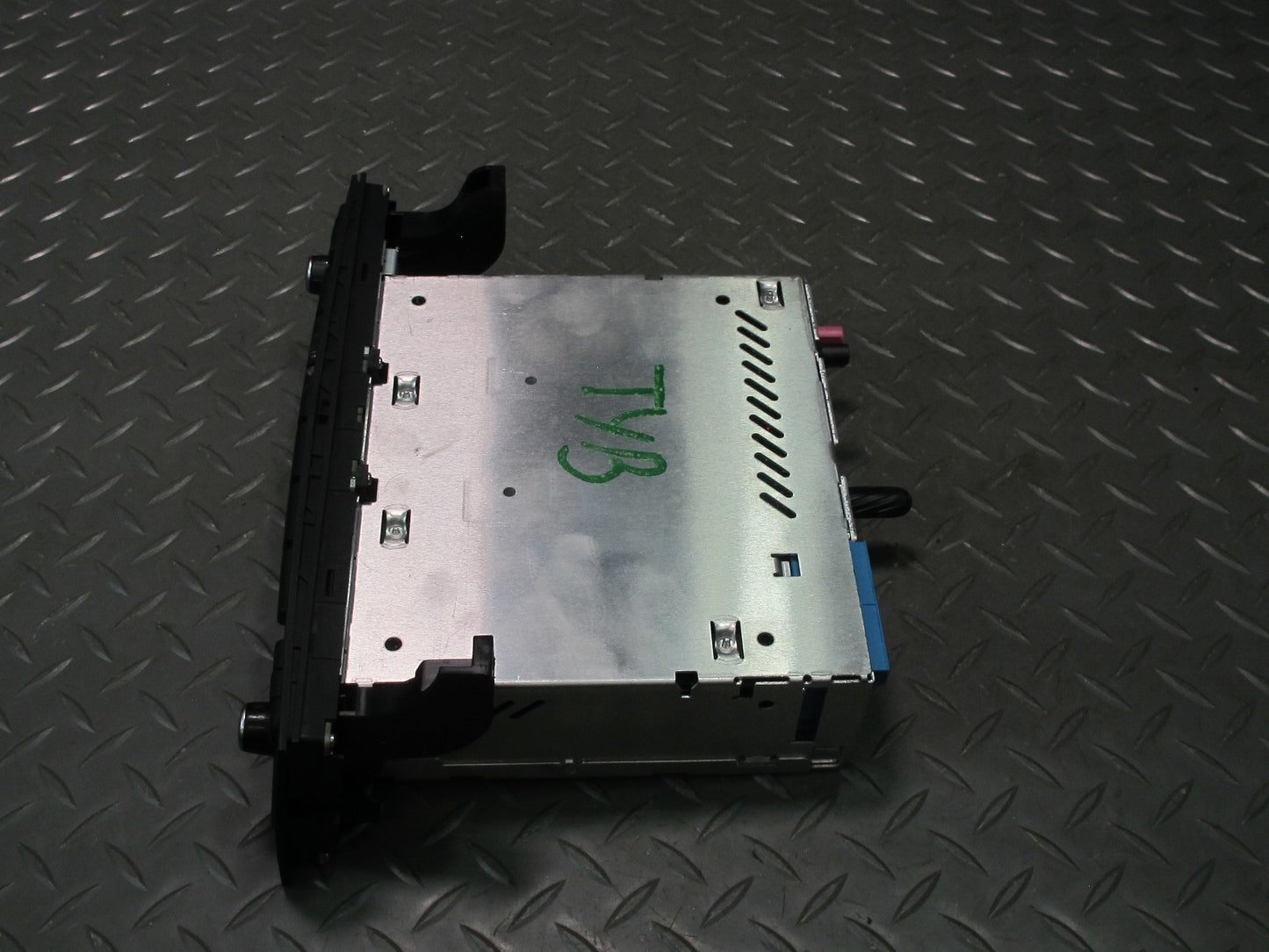 11-13 BMW E90 E92 E93 335i Radio CD Player Receiver 9246504 OEM