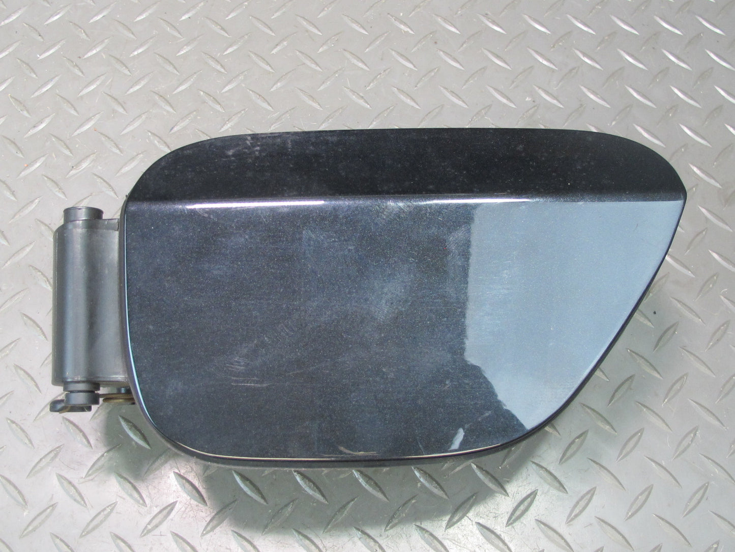 07-13 BMW E93 335i Convertible Fuel Filler Door Lid Cover w Housing 7144330 OEM