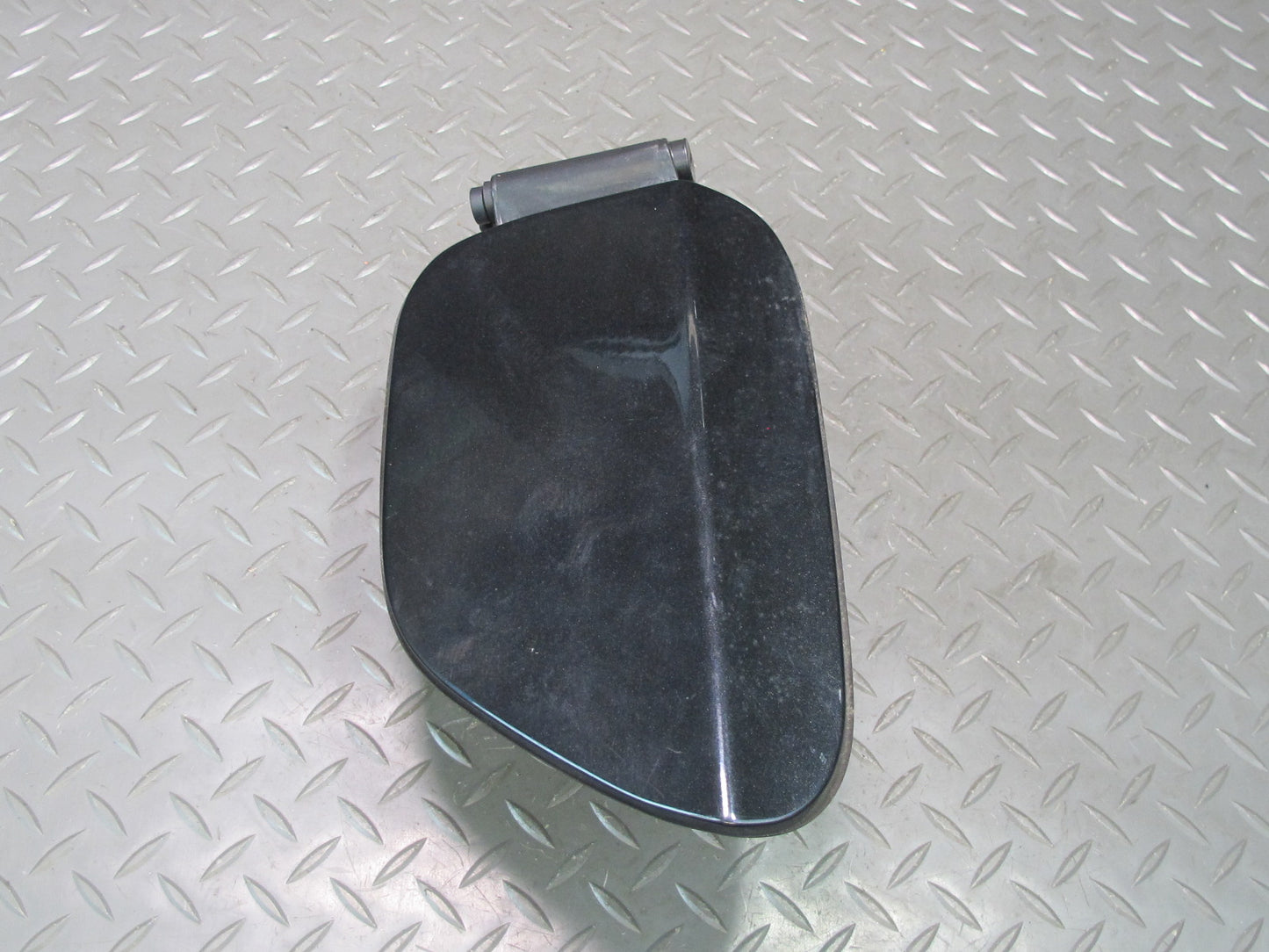 07-13 BMW E93 335i Convertible Fuel Filler Door Lid Cover w Housing 7144330 OEM