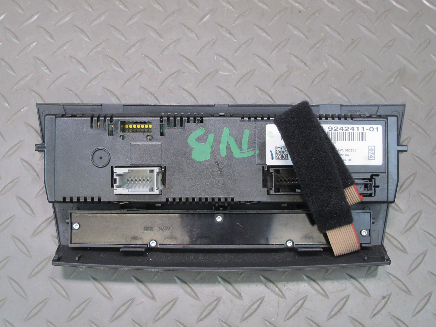 07-13 BMW E92 E93 335i A/C Heater Climate Control Switch Panel 9242411 OEM