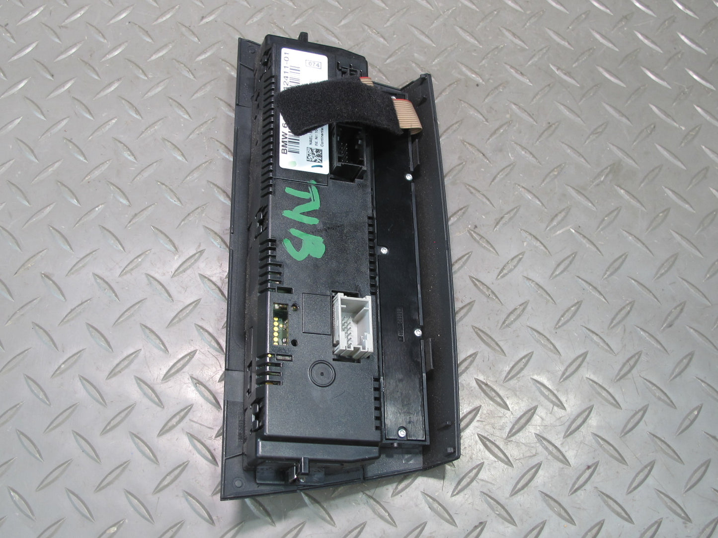 07-13 BMW E92 E93 335i A/C Heater Climate Control Switch Panel 9242411 OEM