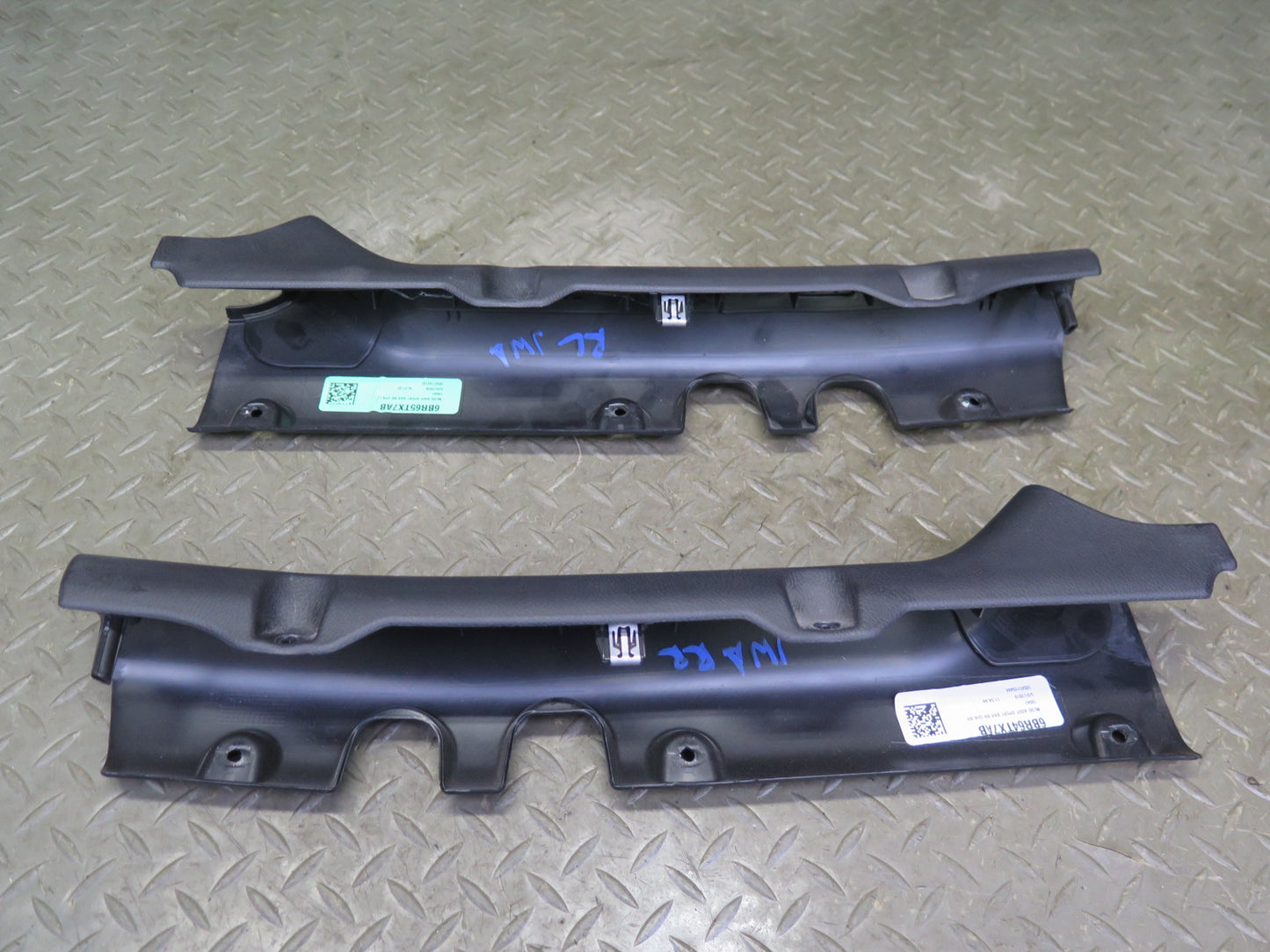 18-23 Jeep Wrangler JL 4-DOOR Sport Roof Roll Bar D Pillar Trim Panel Set OEM